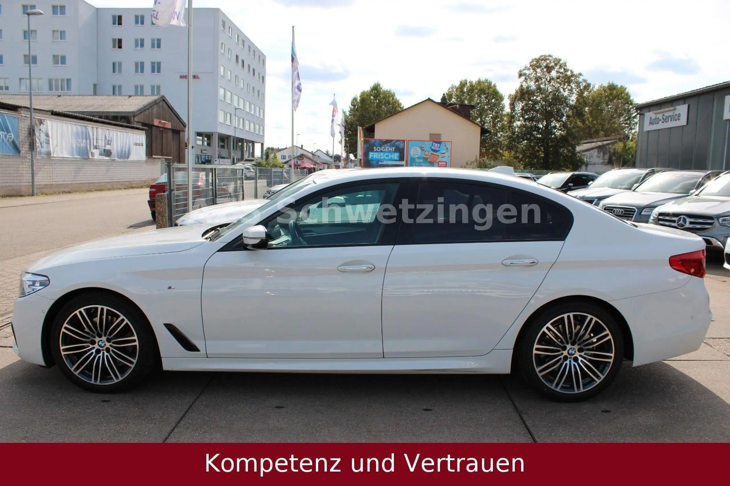 BMW - 520