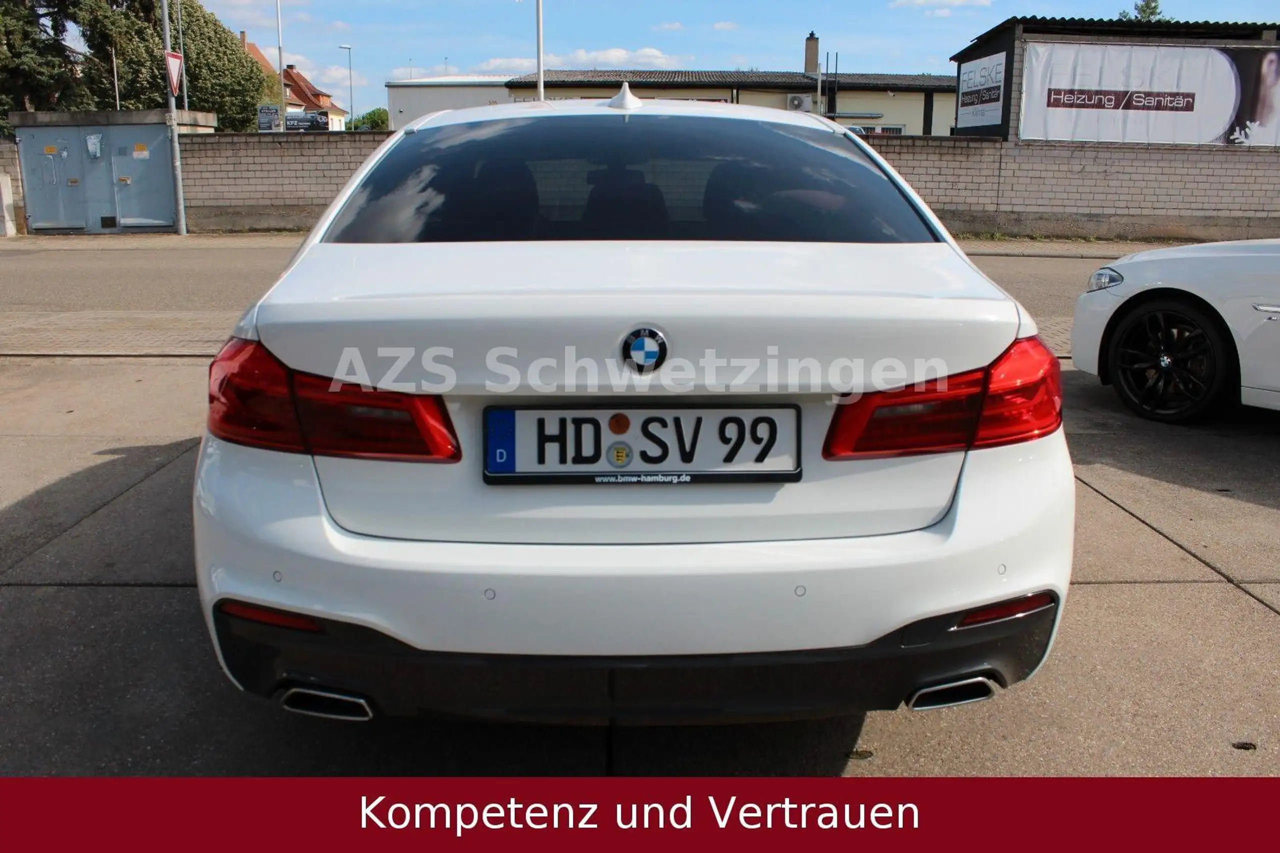 BMW - 520