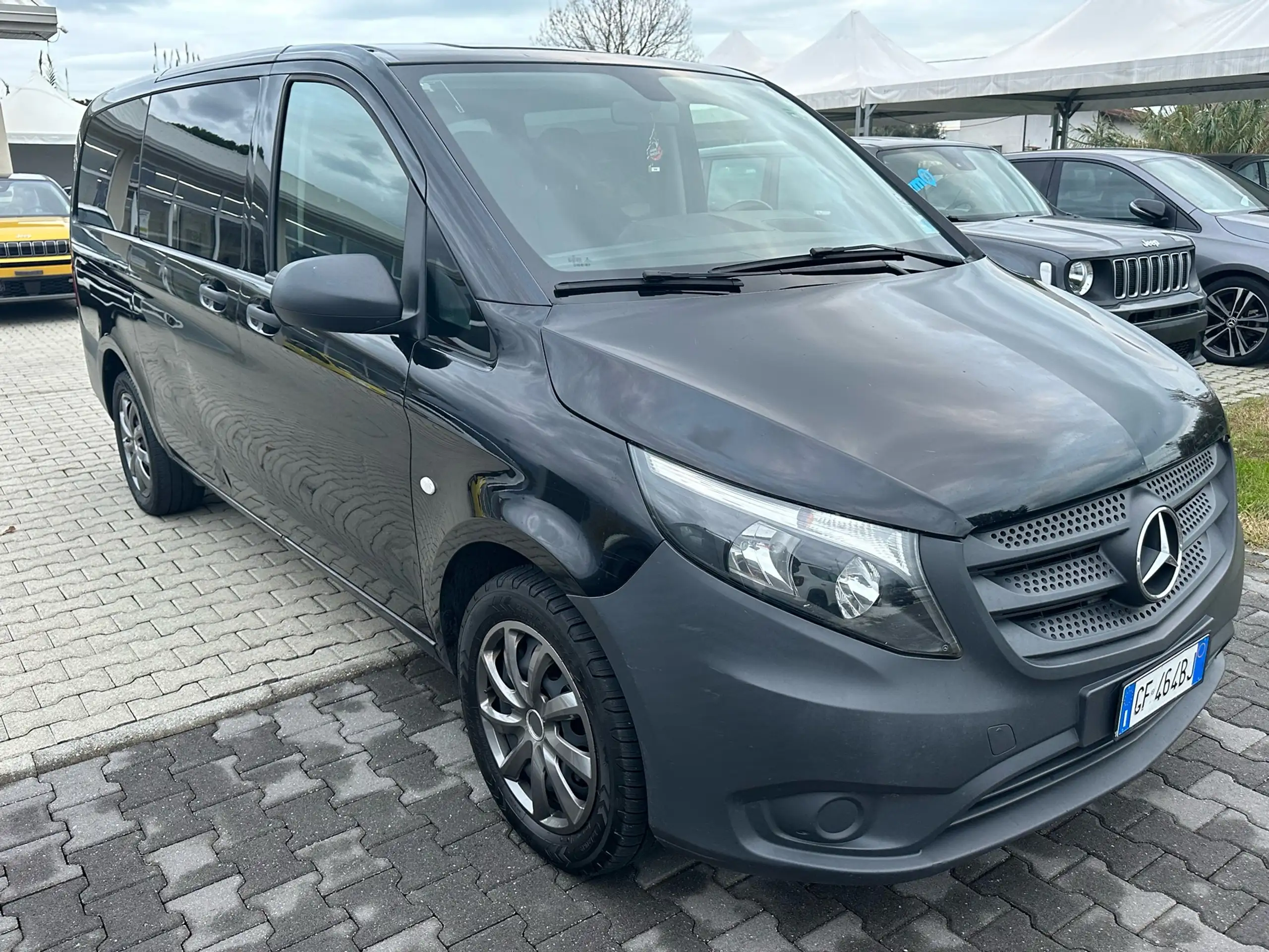 Mercedes-Benz - Vito