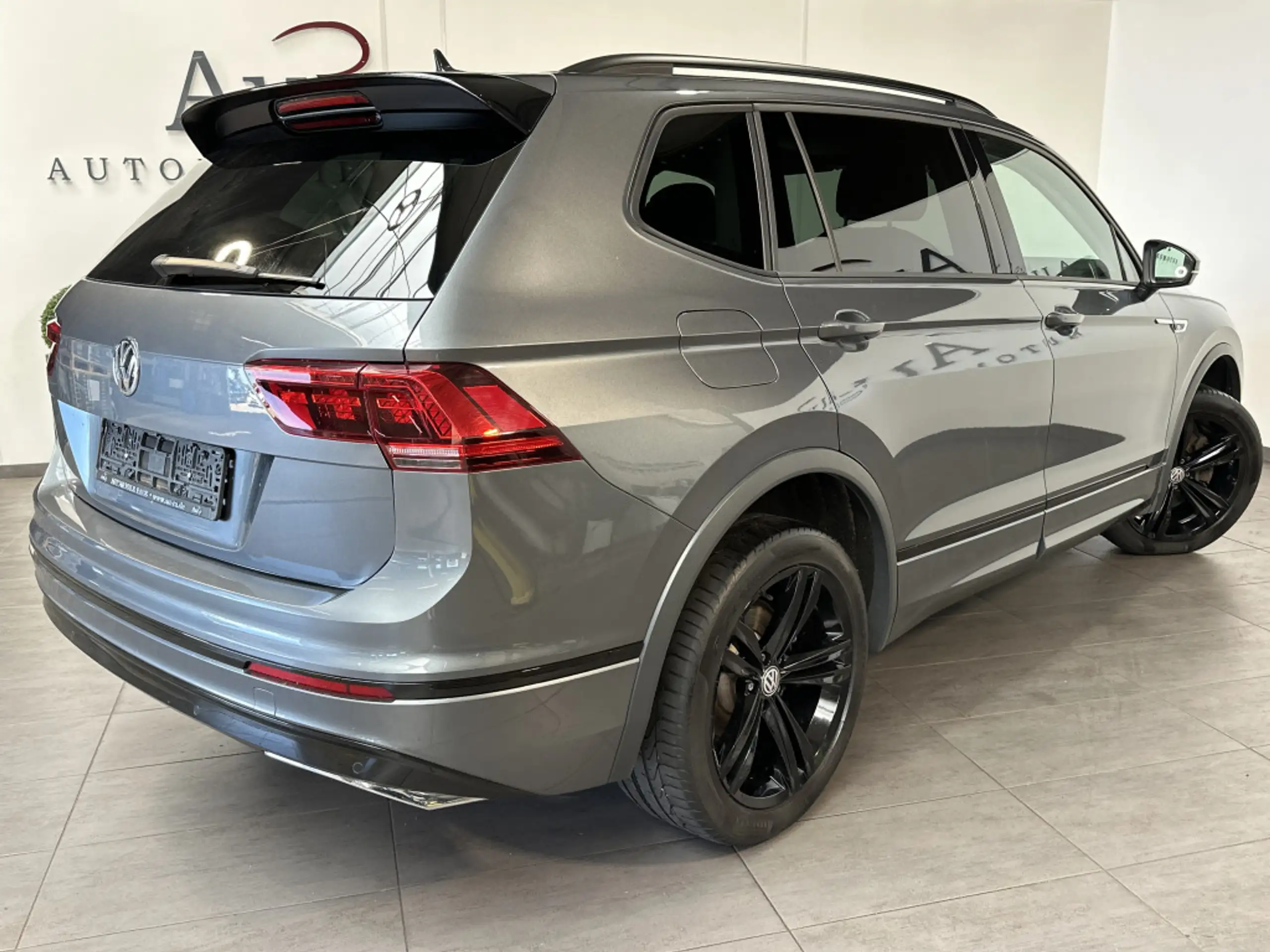 Volkswagen - Tiguan Allspace