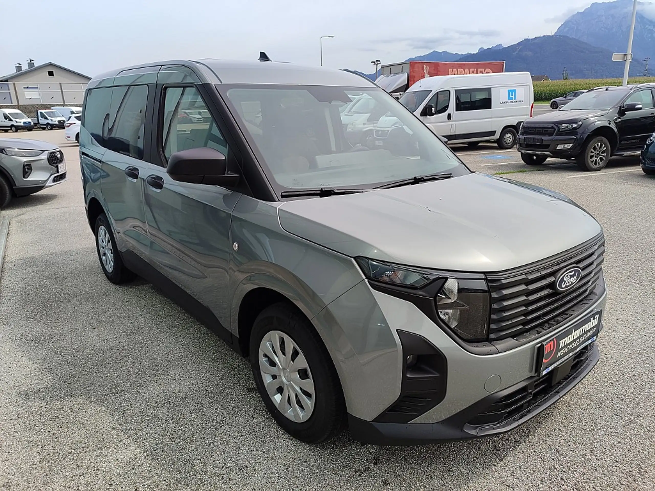 Ford - Tourneo Courier