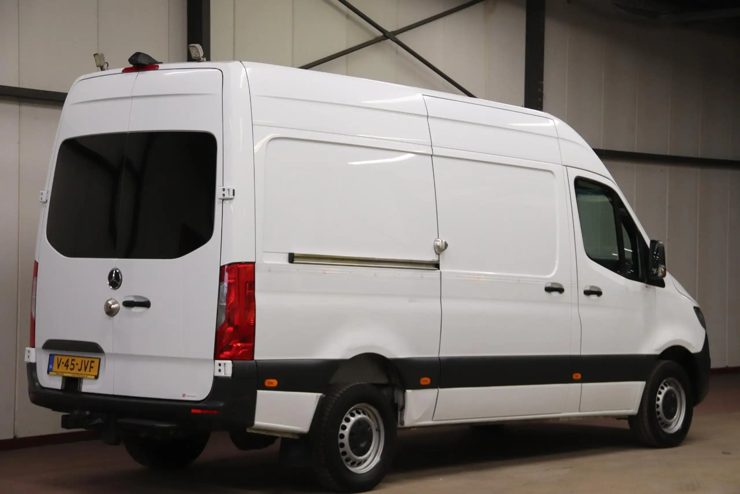 Mercedes-Benz - Sprinter