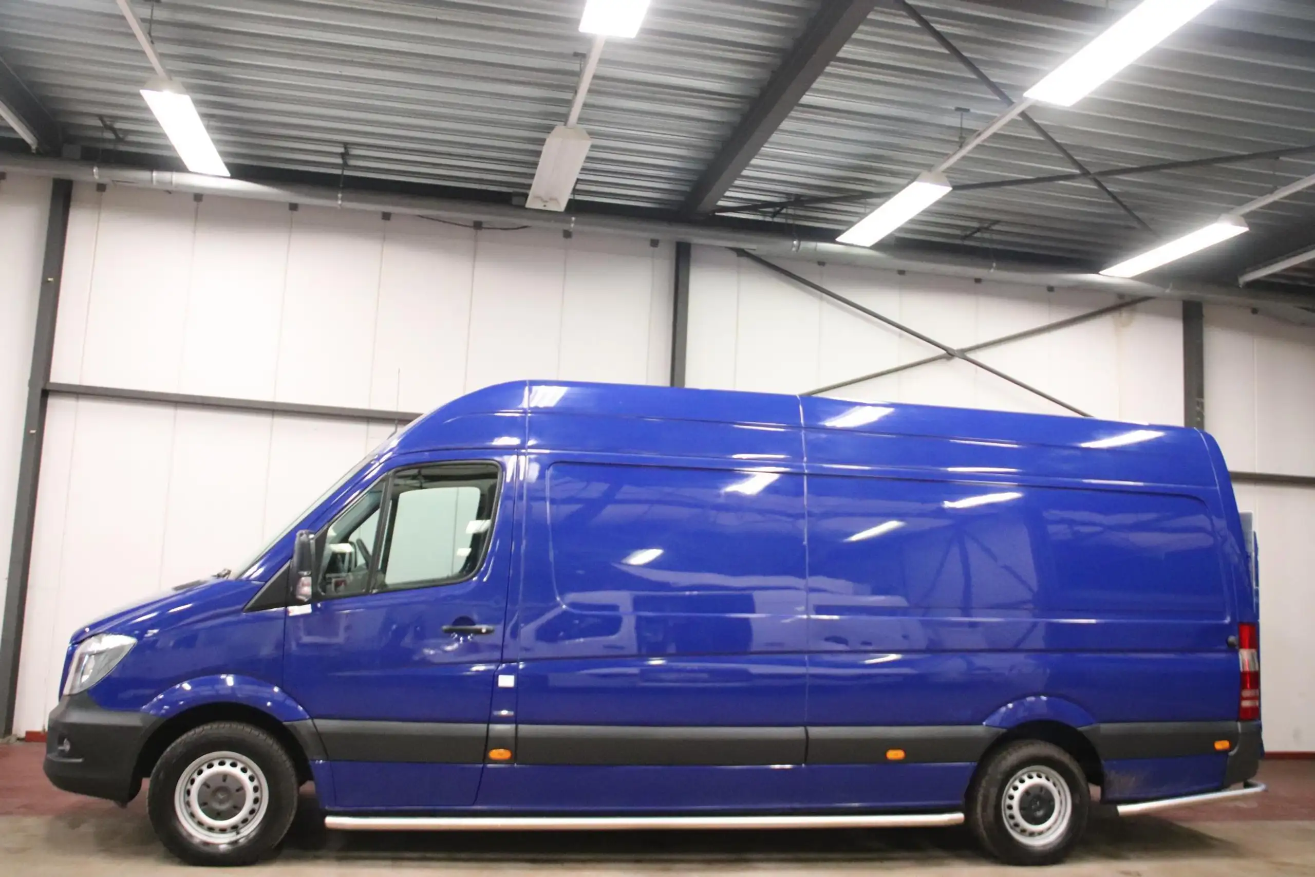 Mercedes-Benz - Sprinter