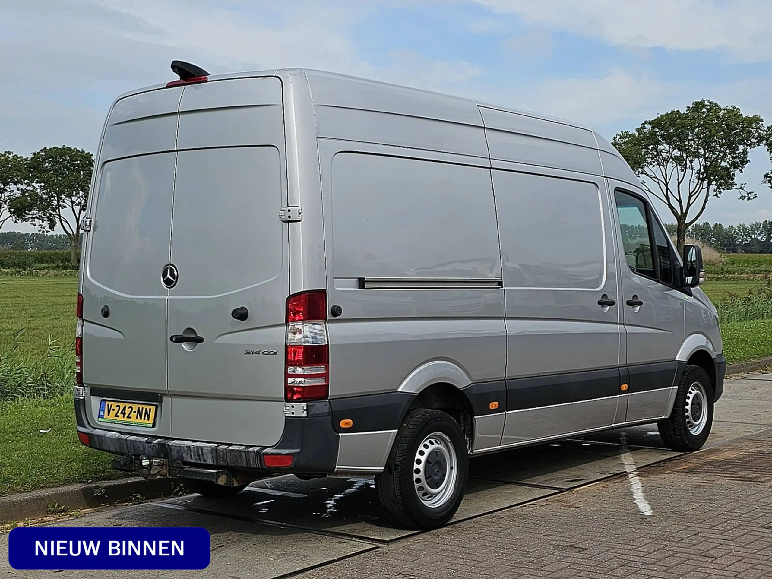 Mercedes-Benz - Sprinter