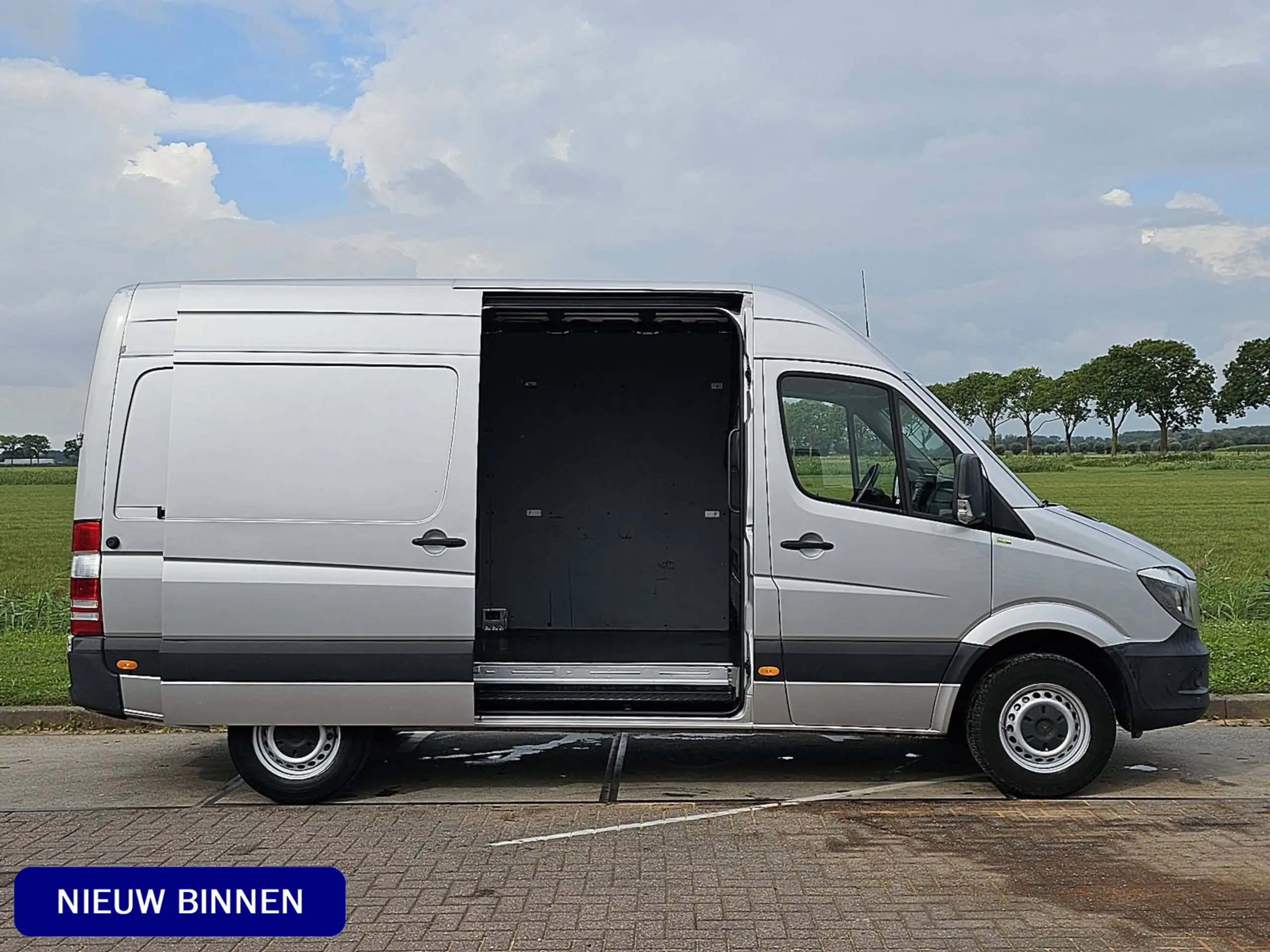 Mercedes-Benz - Sprinter