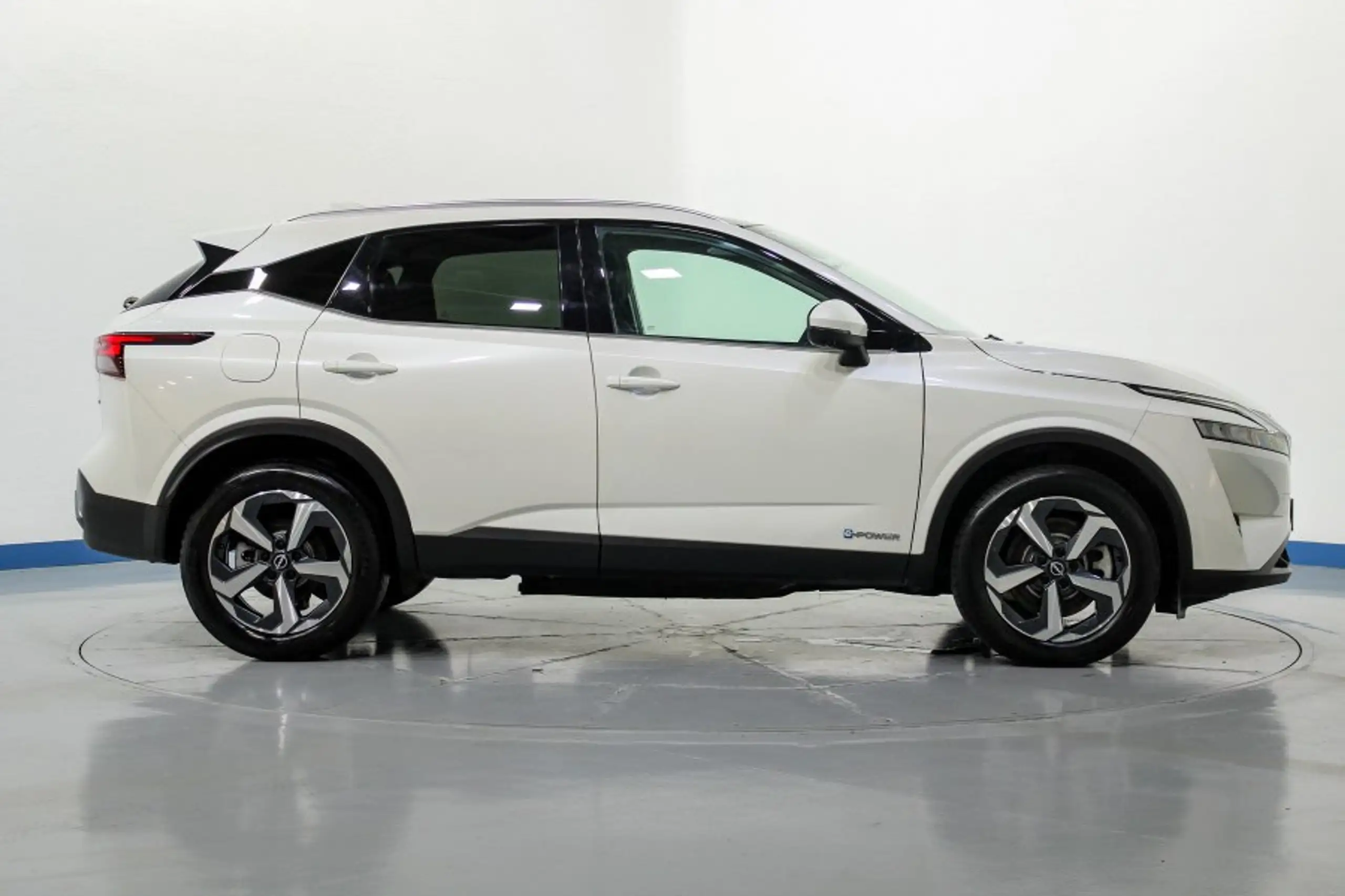 Nissan - Qashqai