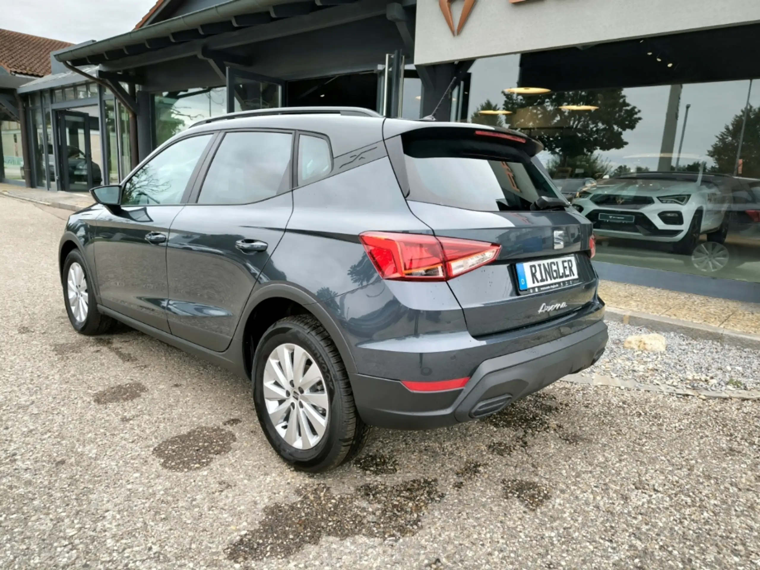 SEAT - Arona