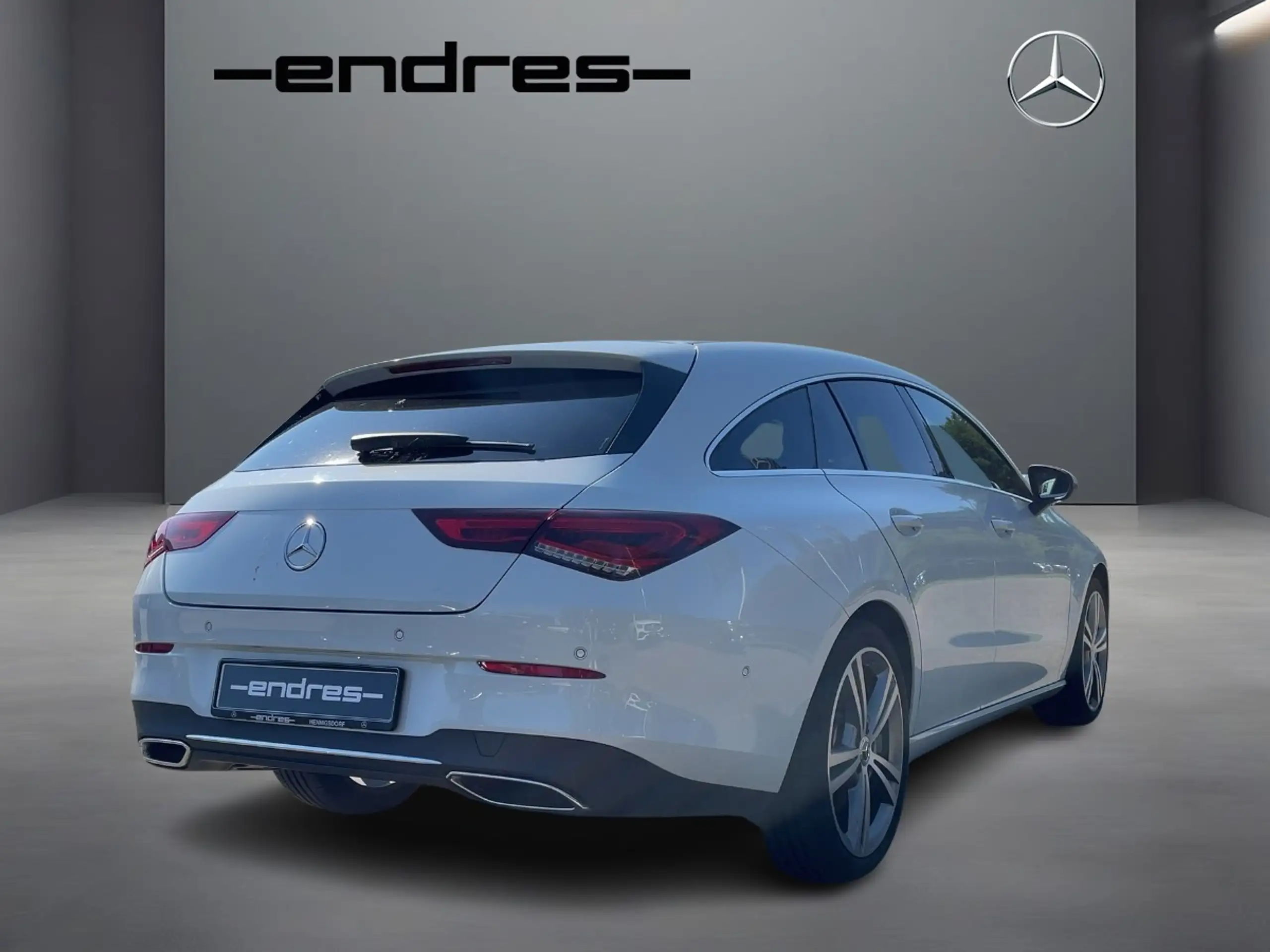 Mercedes-Benz - CLA 250