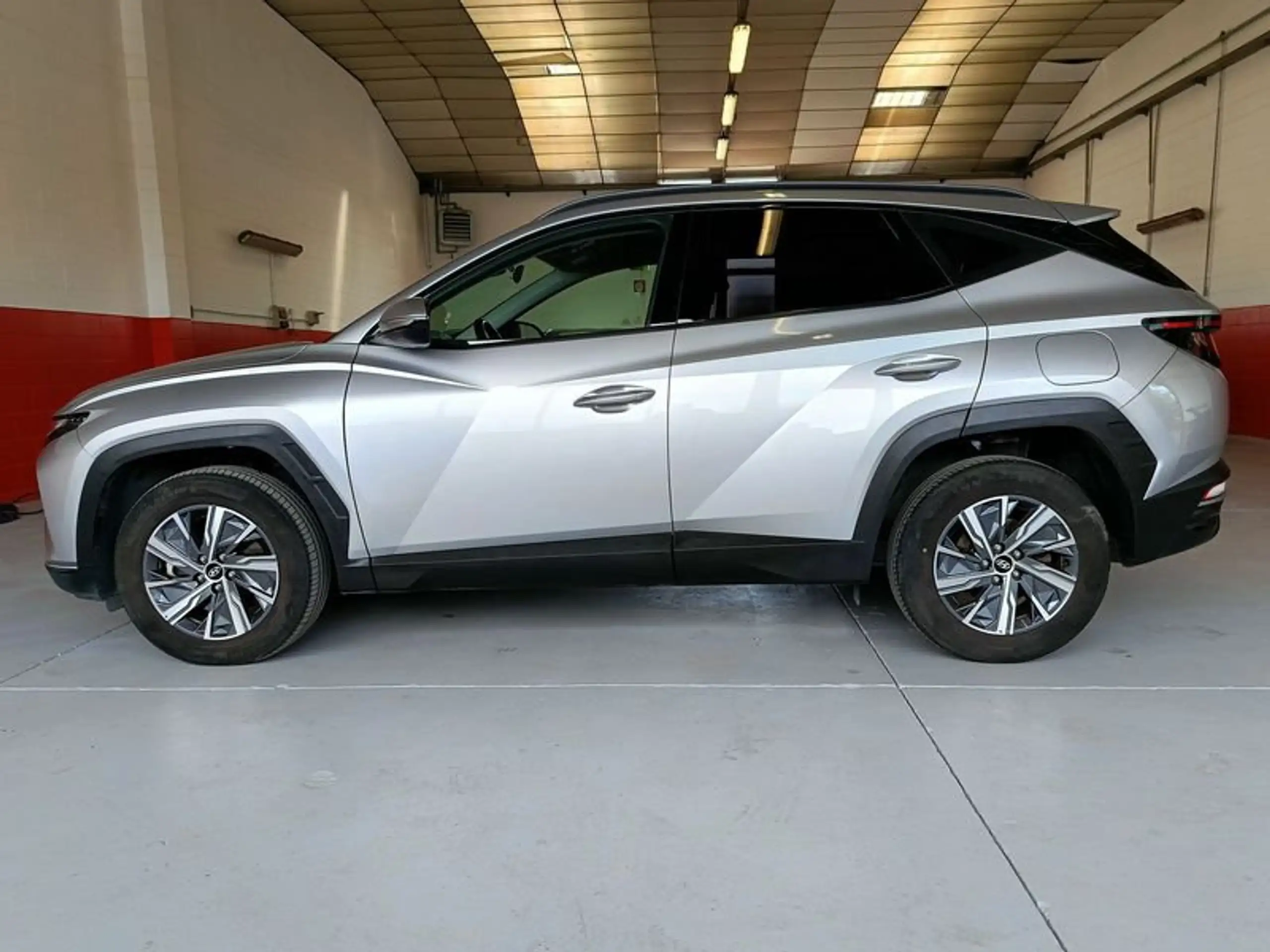 Hyundai - TUCSON