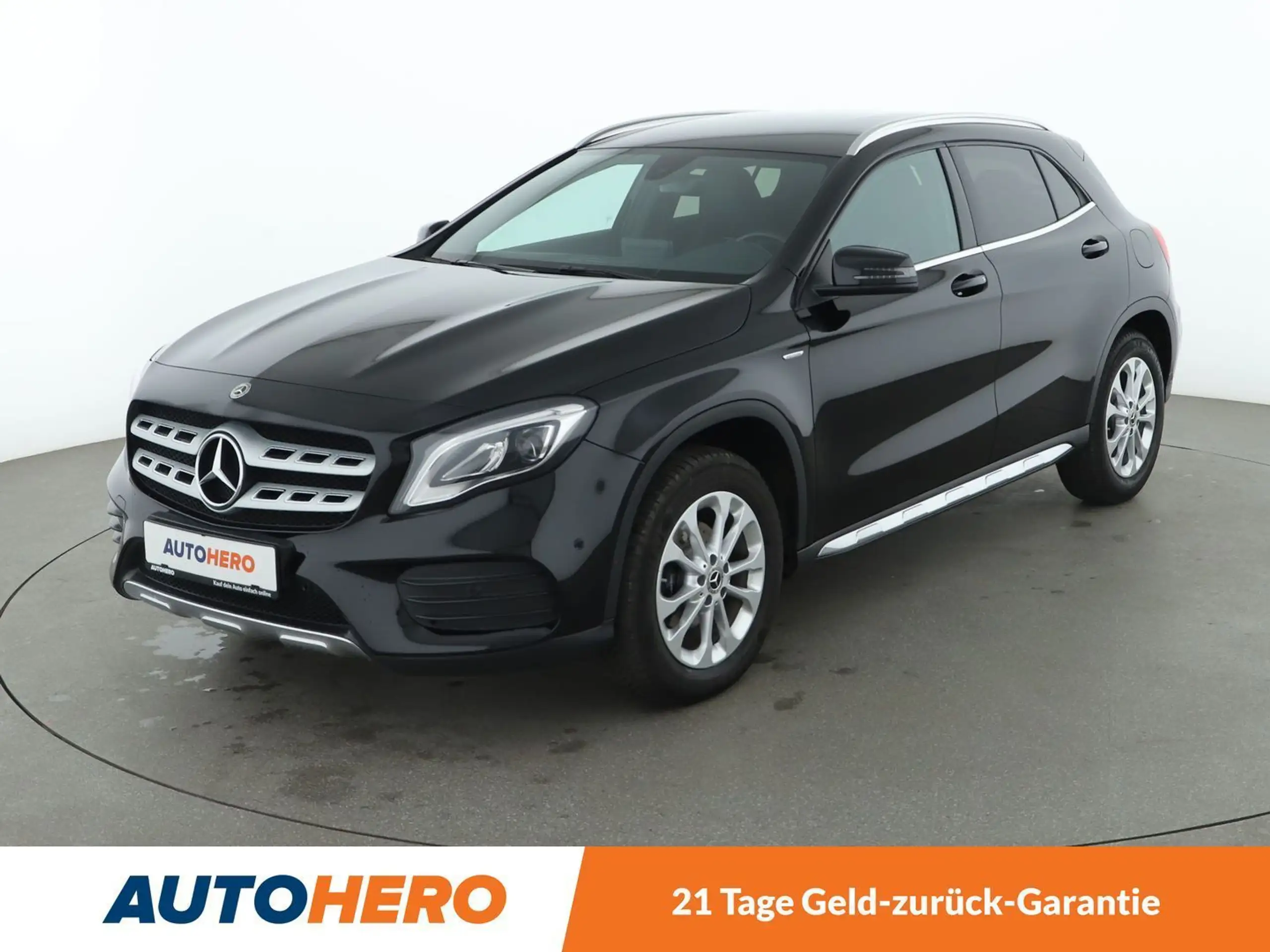 Mercedes-Benz - GLA 200