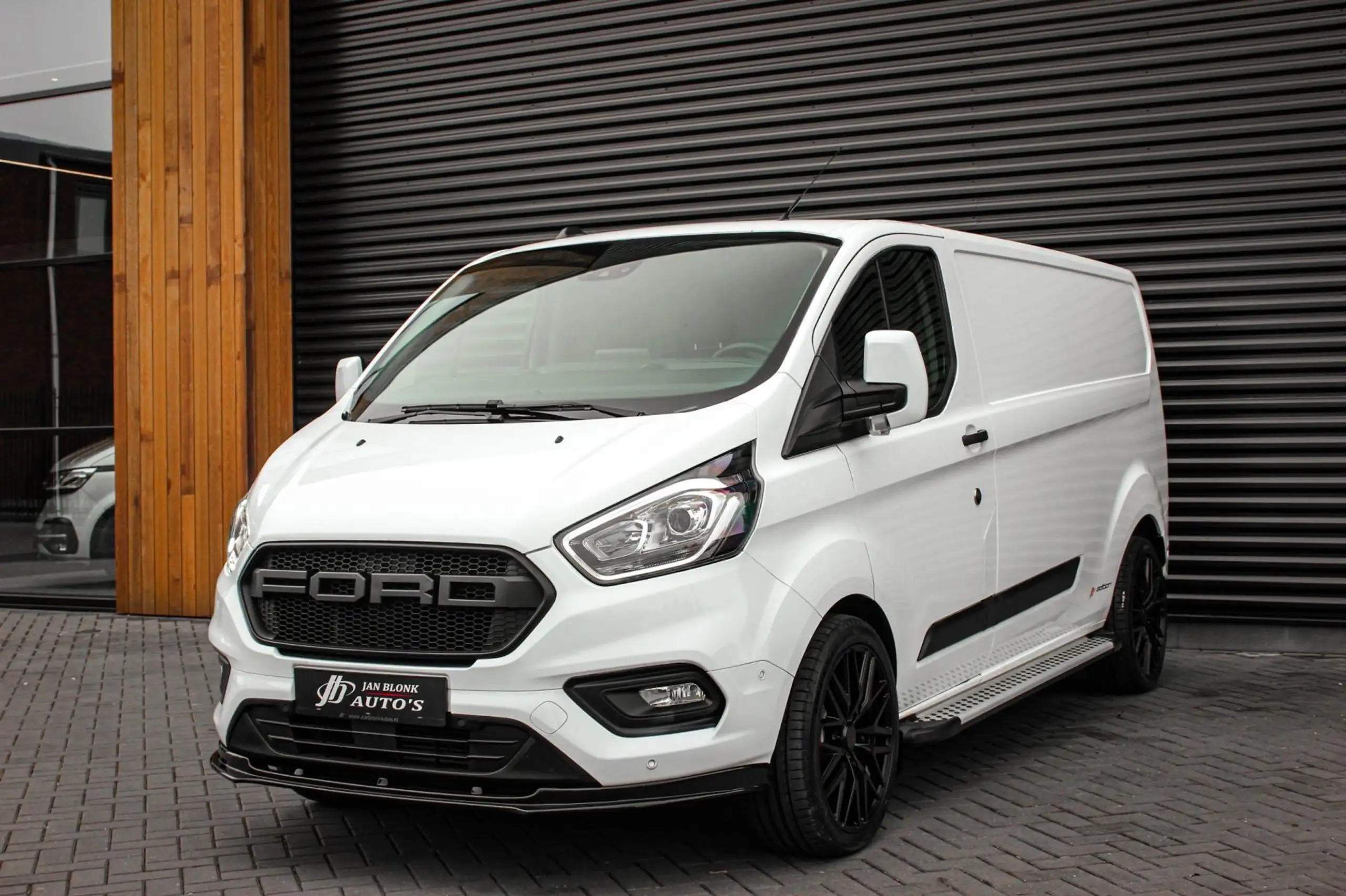 Ford - Transit Custom