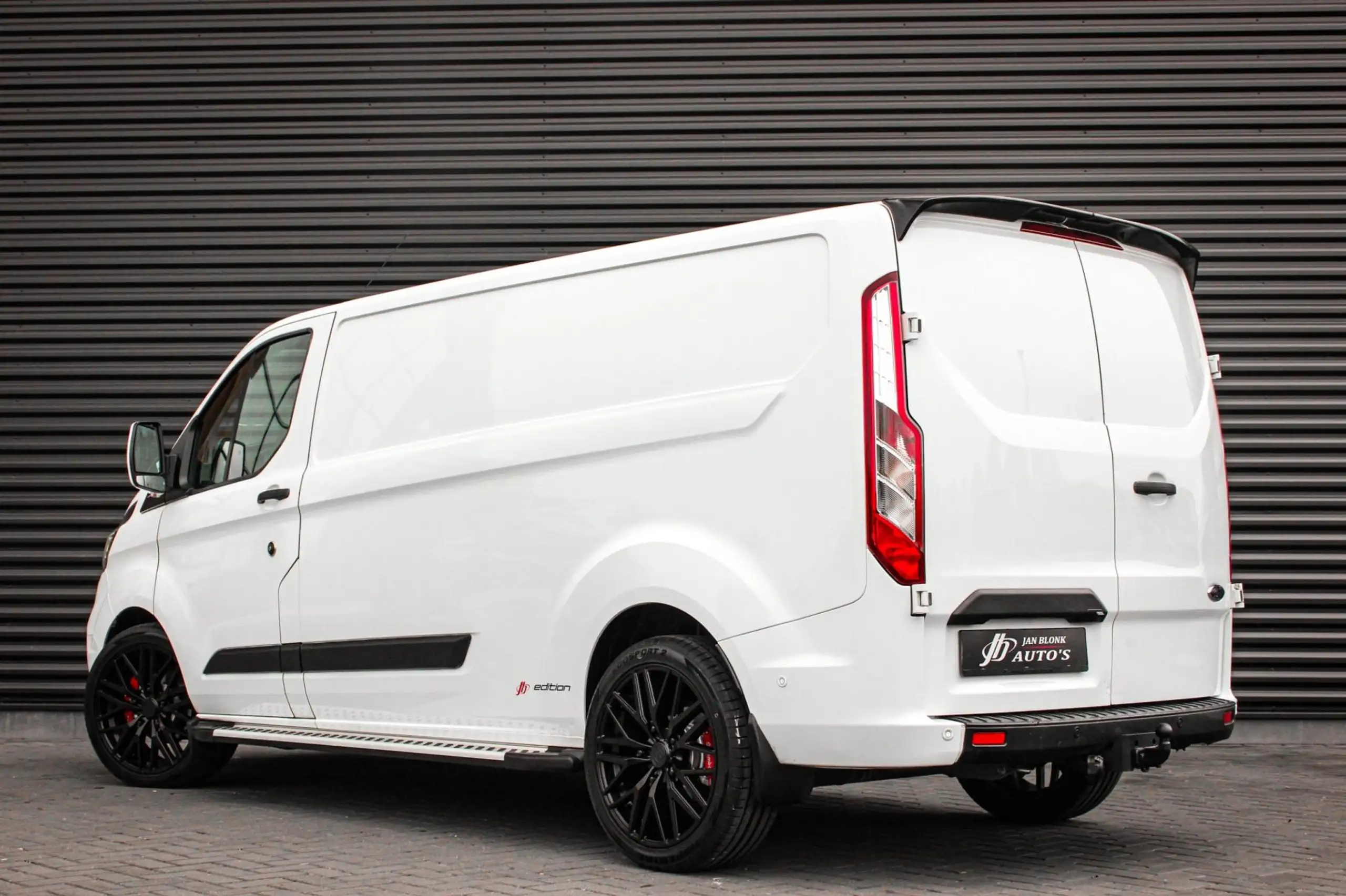 Ford - Transit Custom