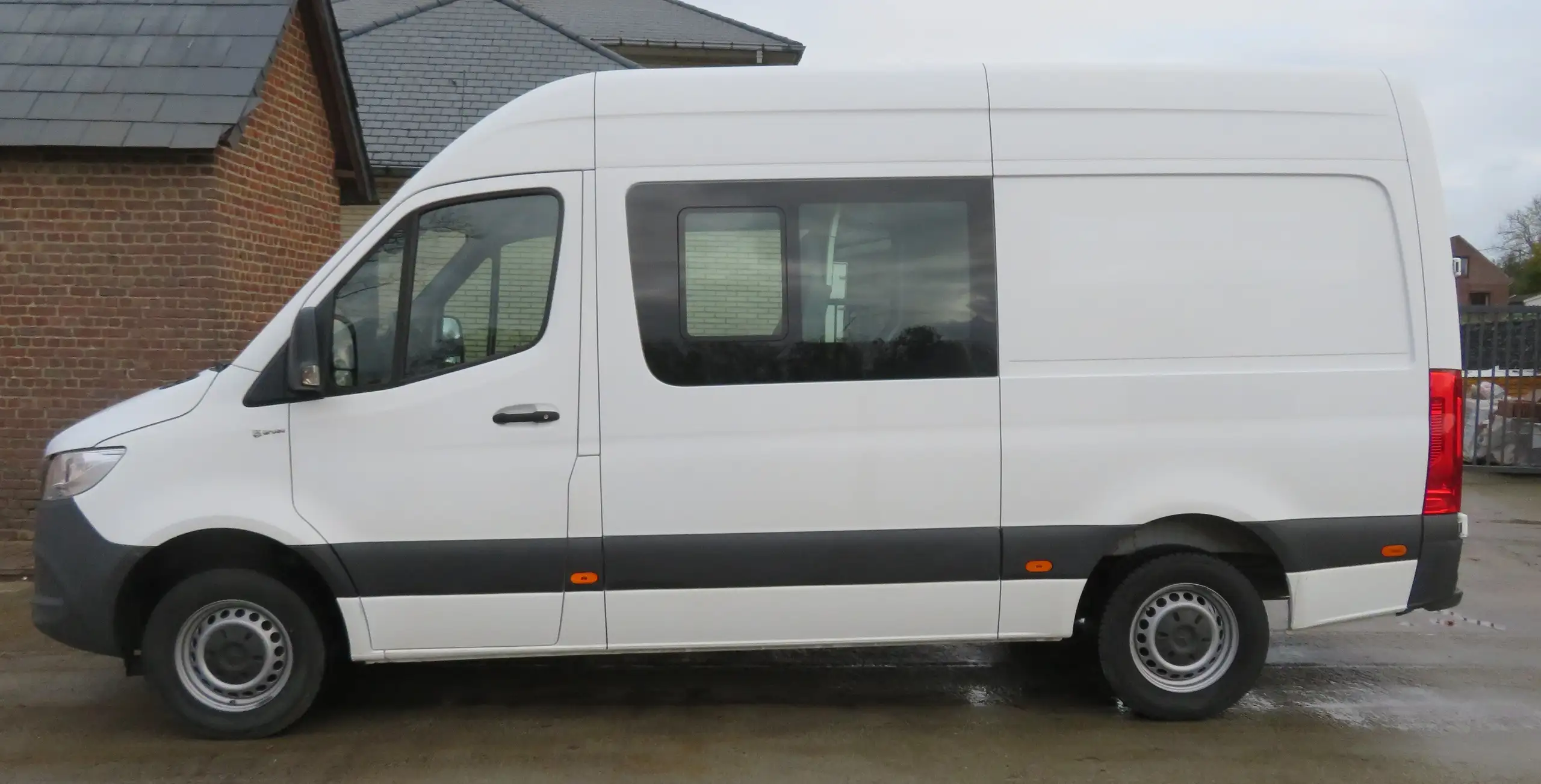 Mercedes-Benz - Sprinter