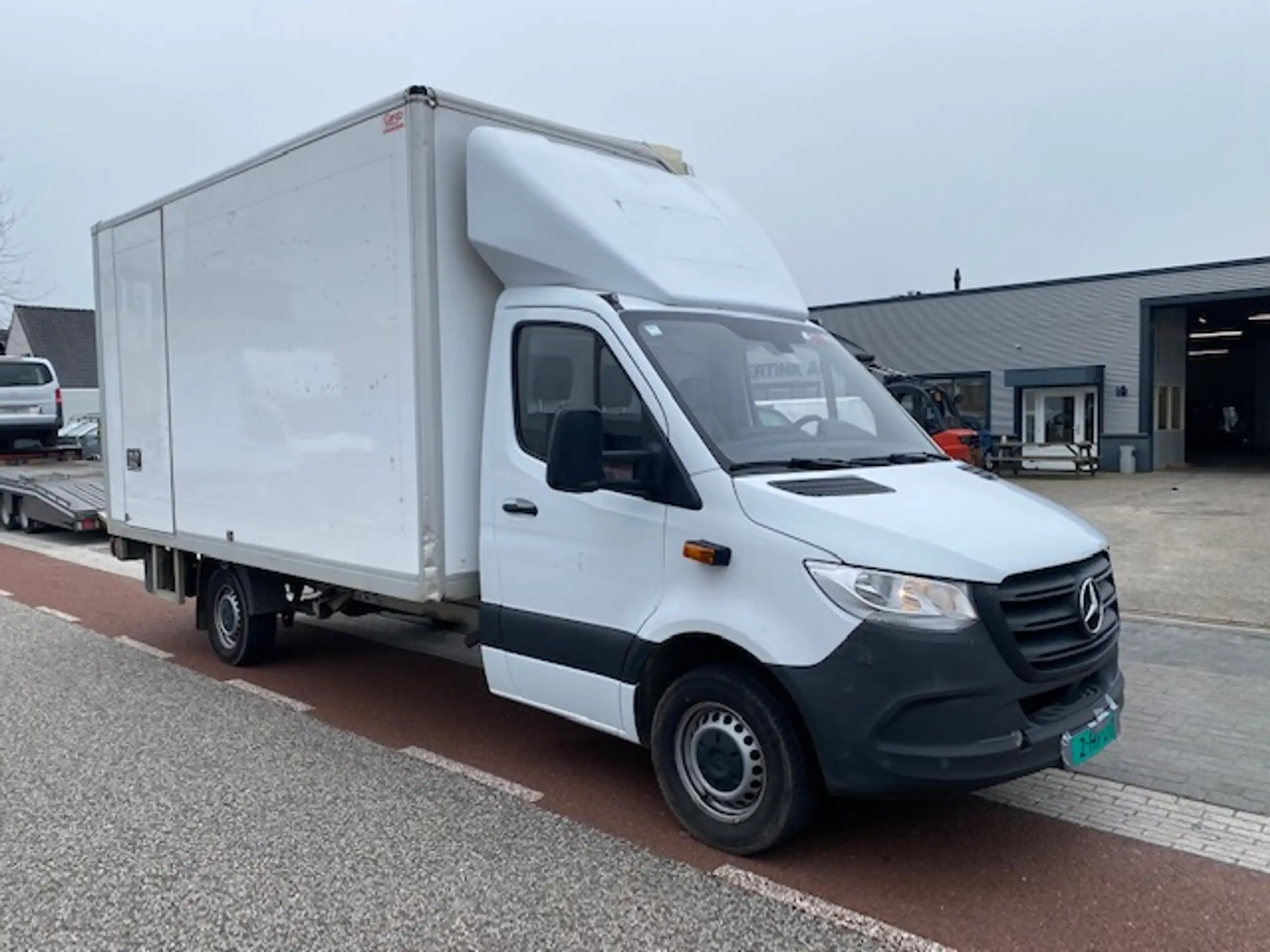 Mercedes-Benz - Sprinter