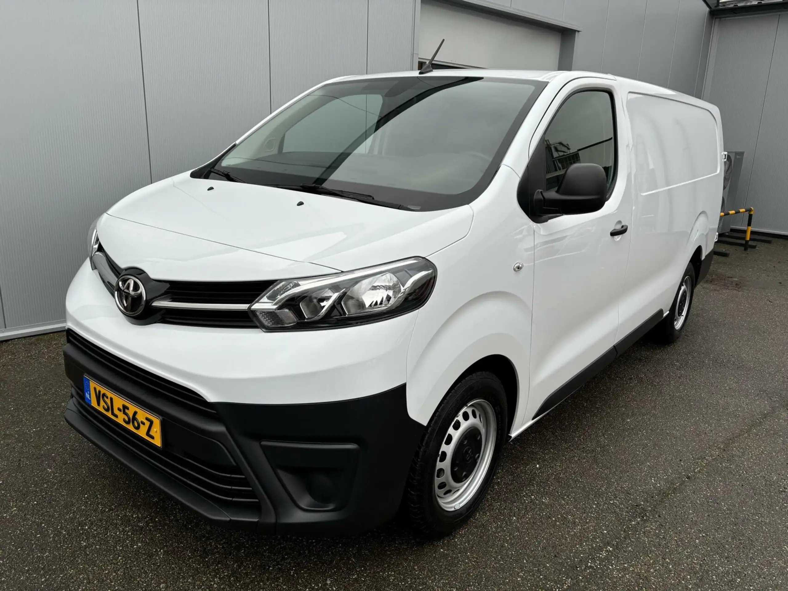 Toyota - Proace