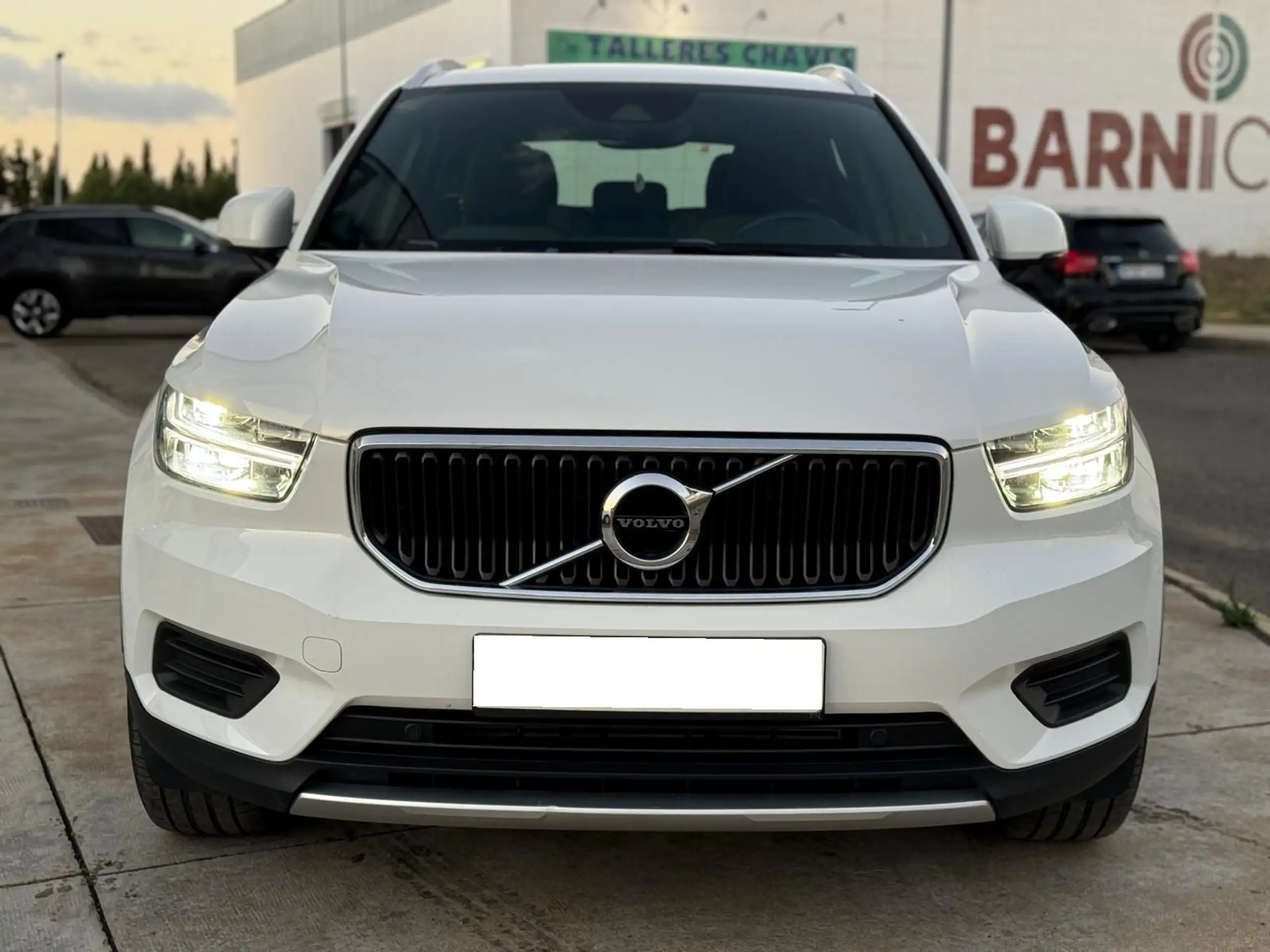 Volvo - XC40