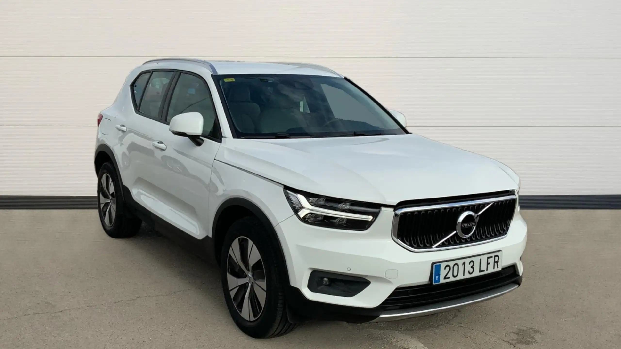 Volvo - XC40