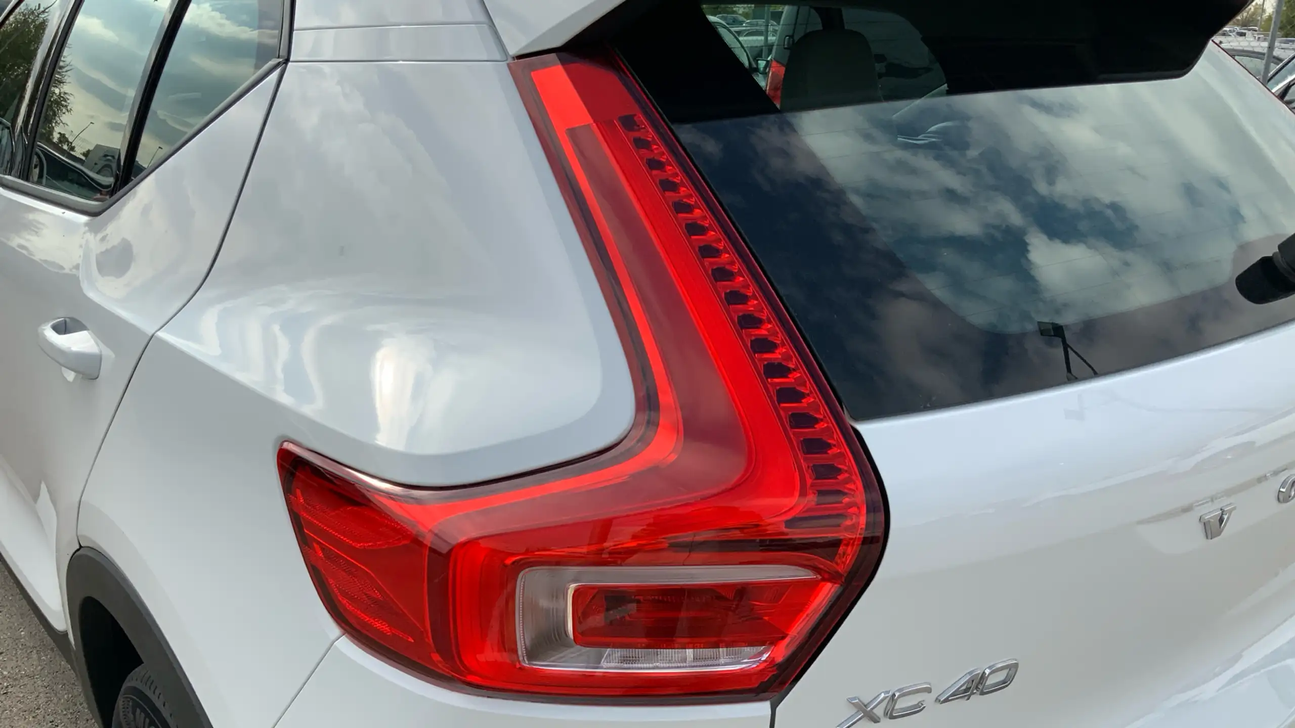 Volvo - XC40