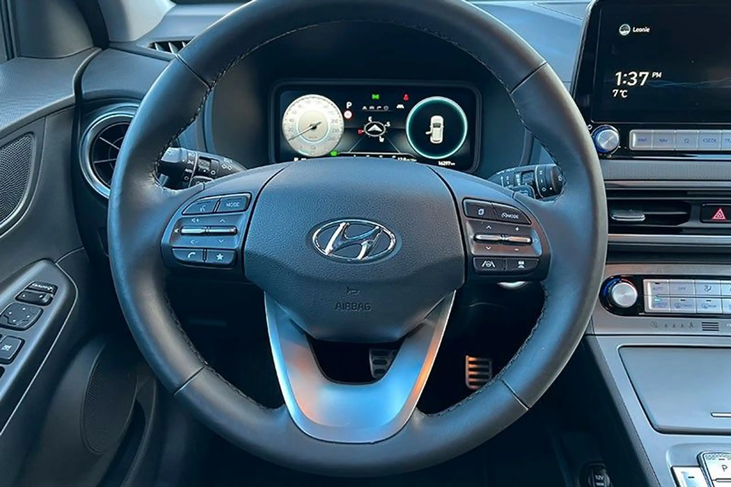 Hyundai - KONA