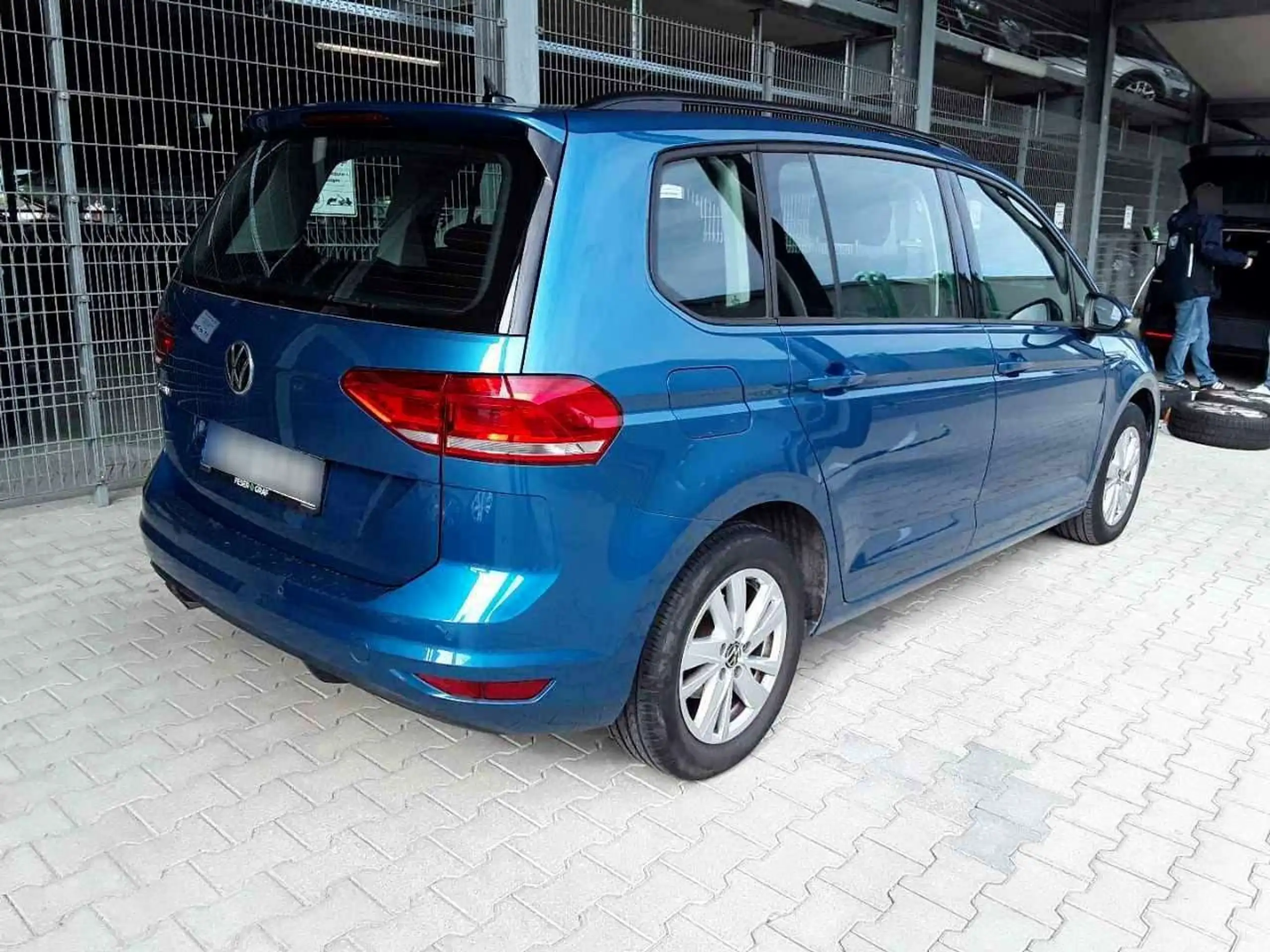 Volkswagen - Touran