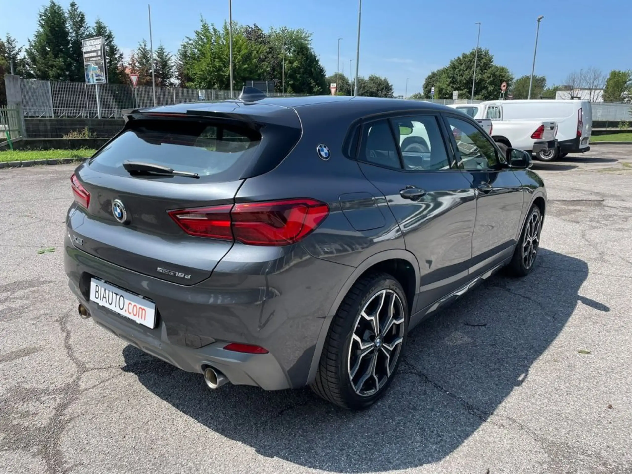 BMW - X2