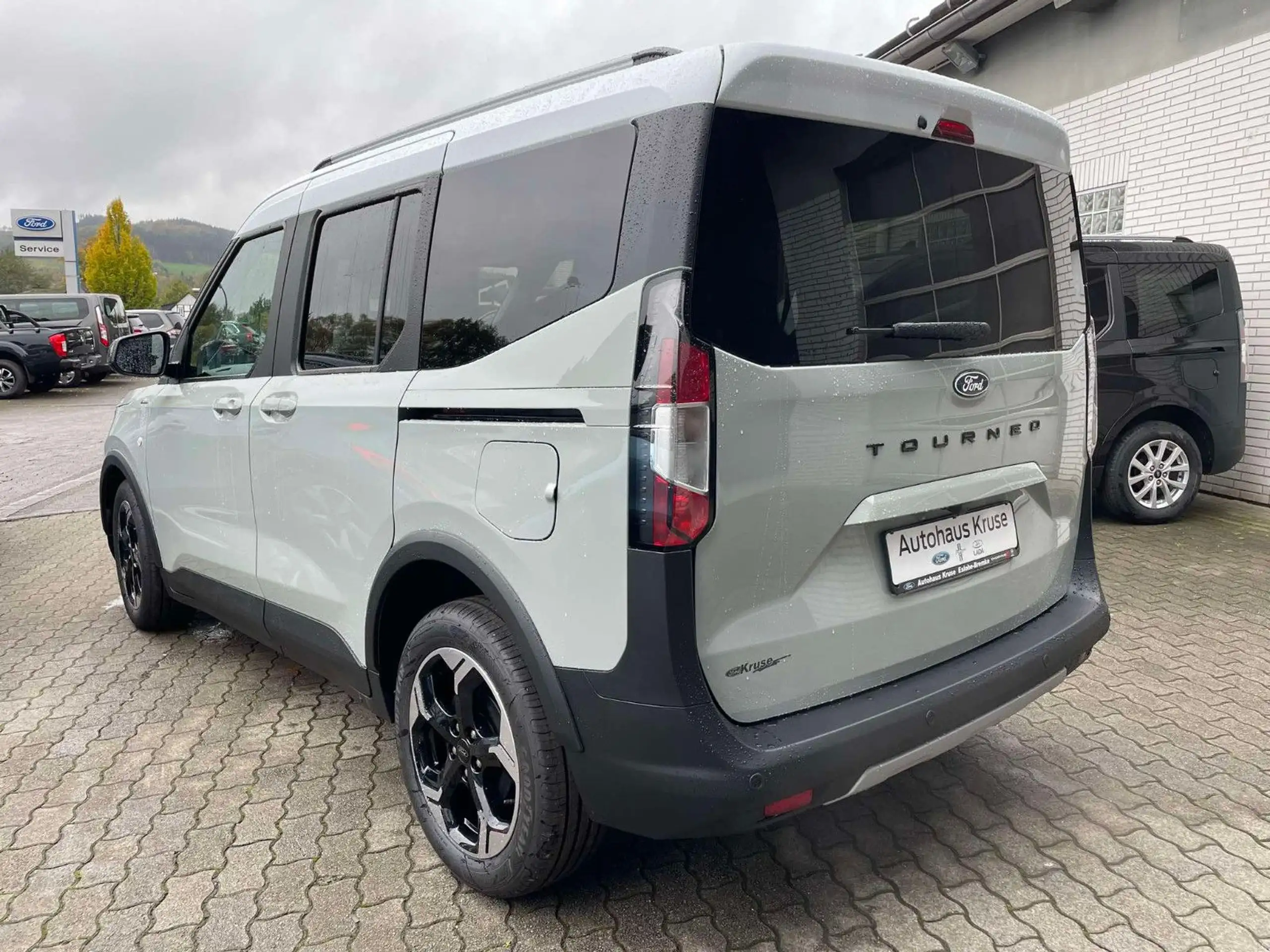 Ford - Tourneo Courier