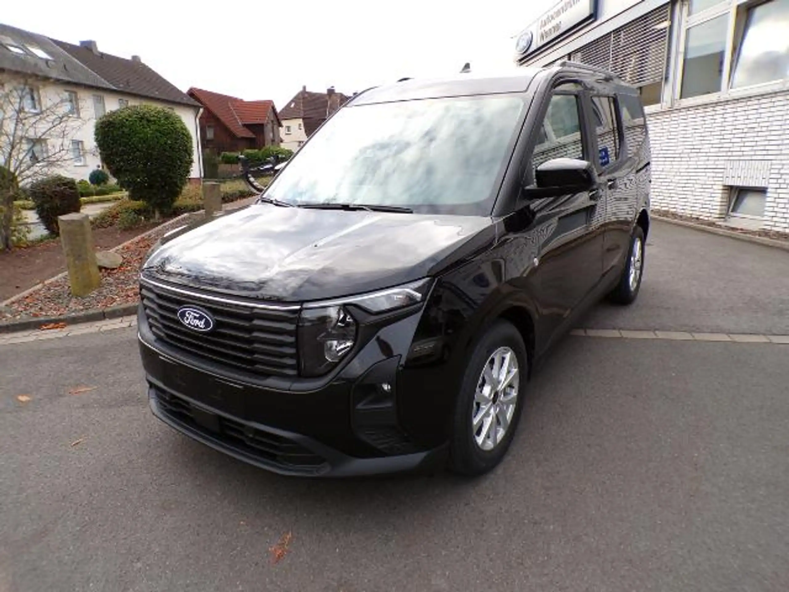 Ford - Tourneo Courier