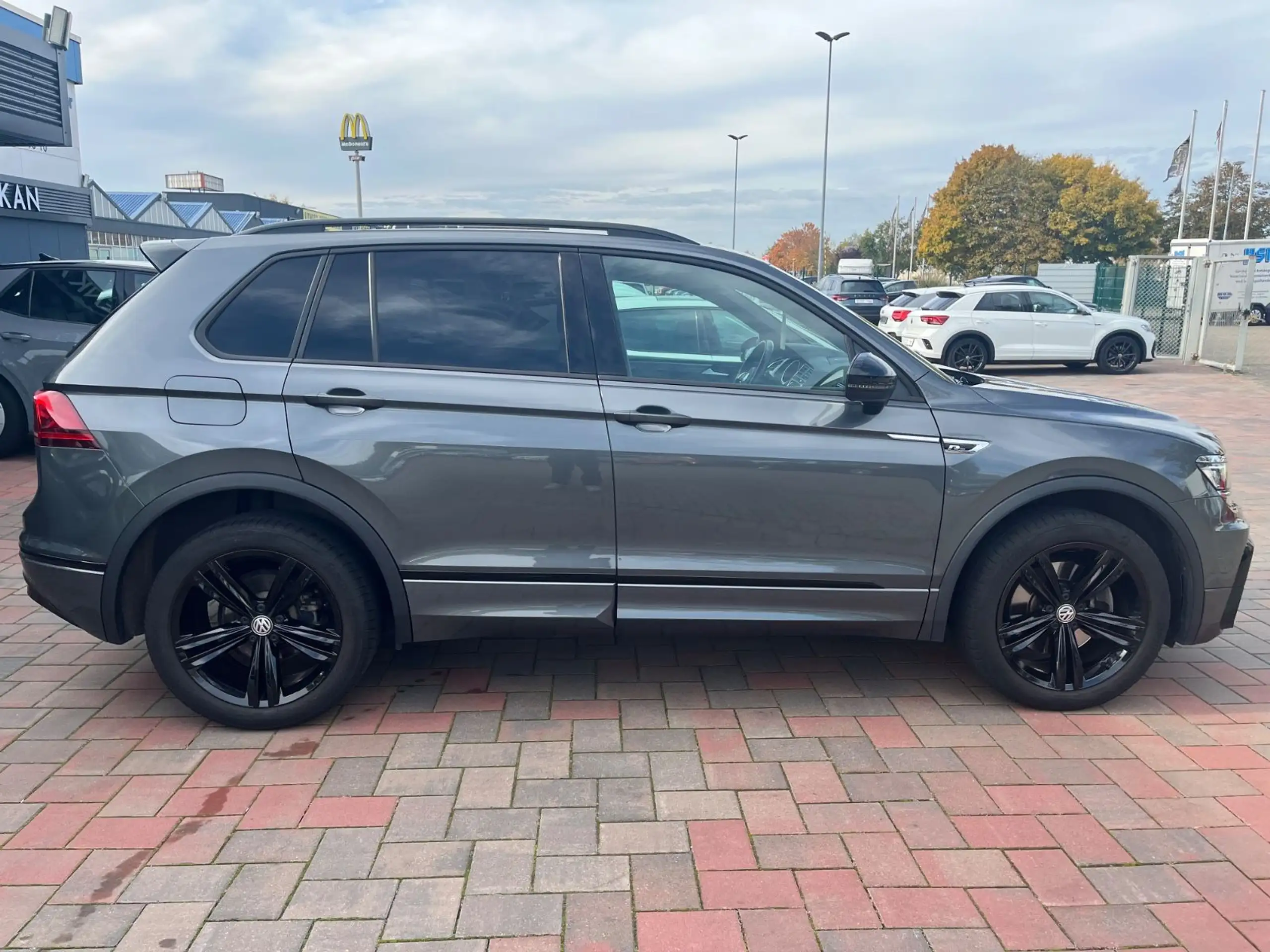 Volkswagen - Tiguan