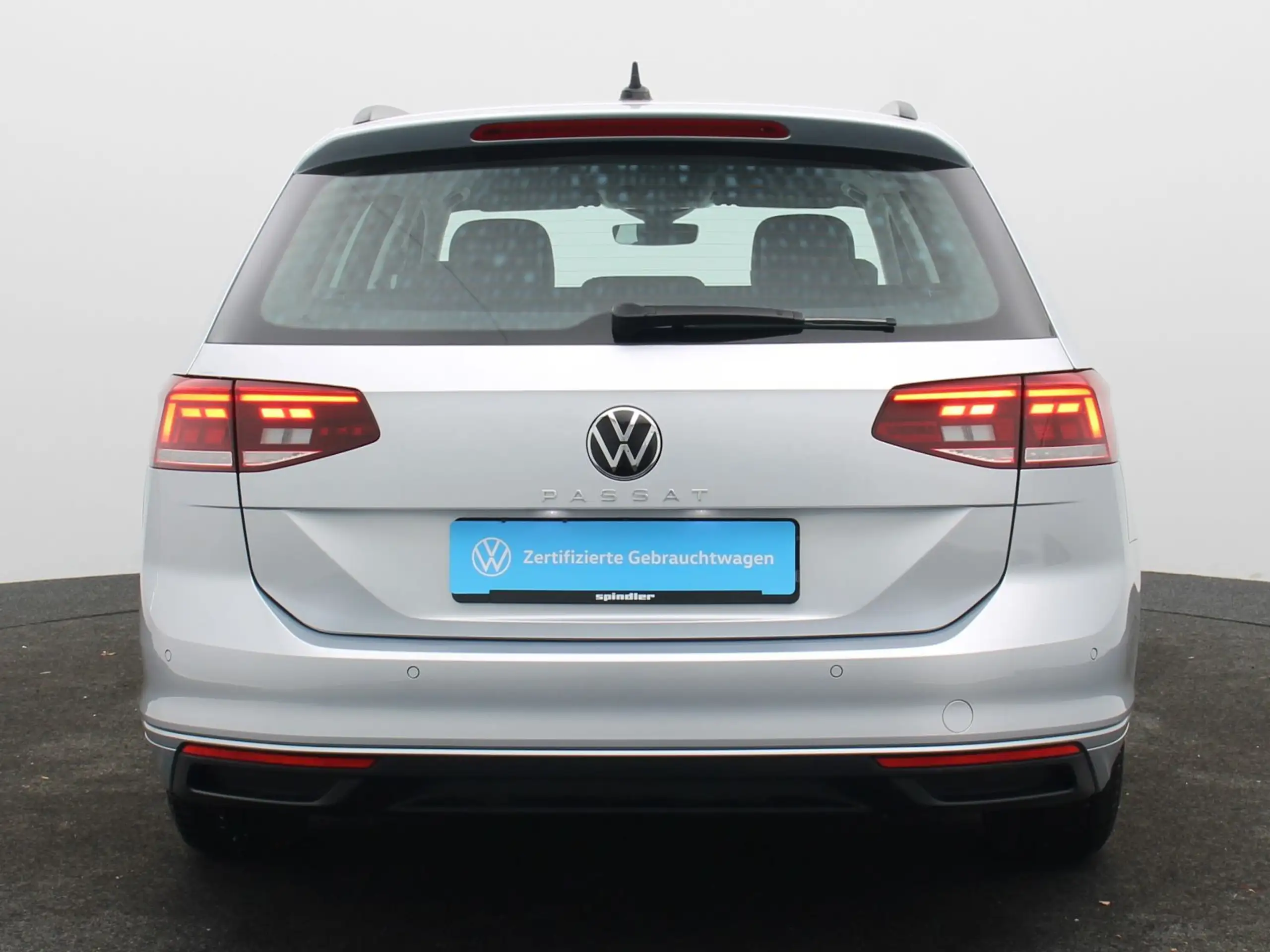 Volkswagen - Passat Variant