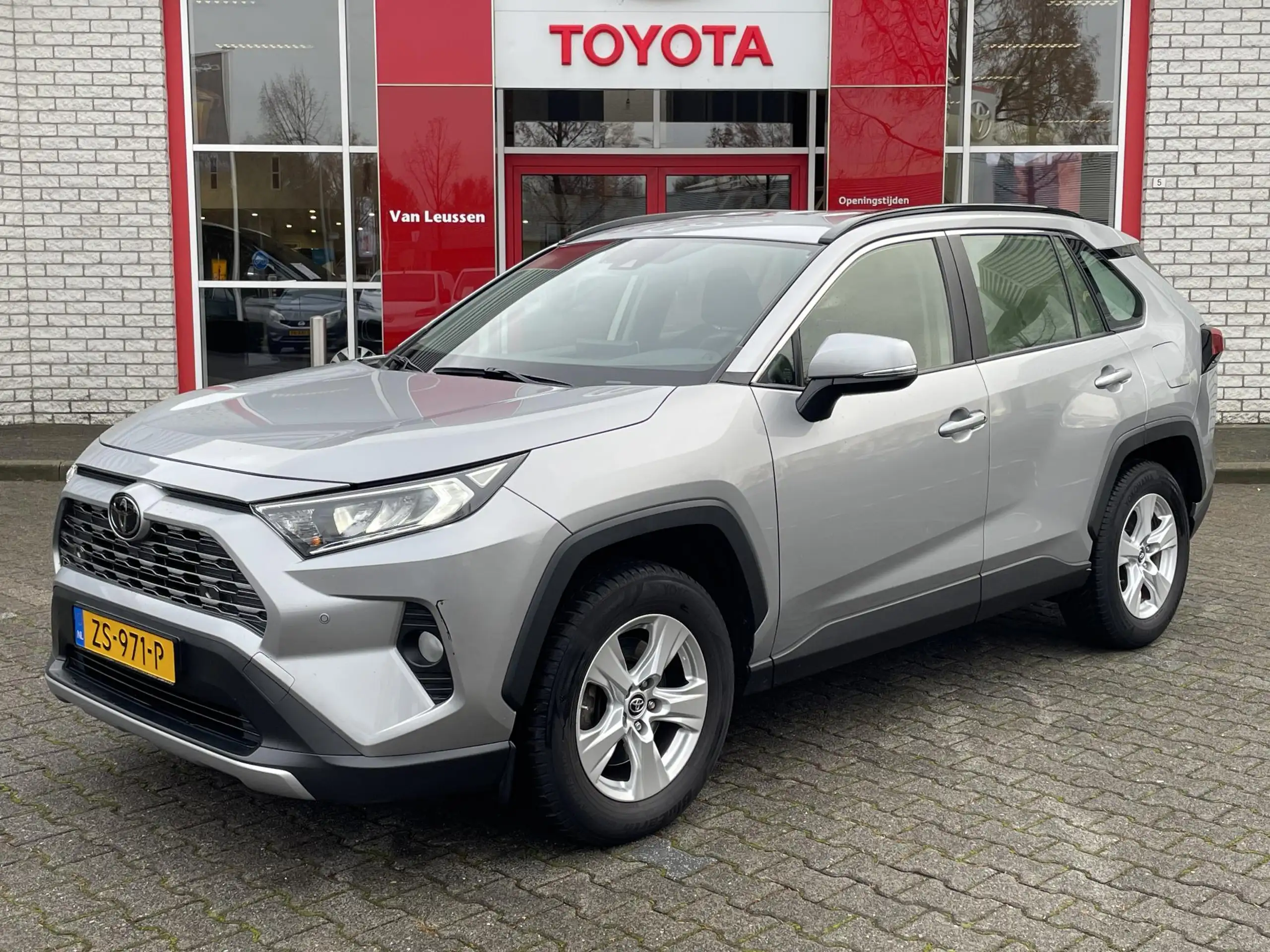 Toyota - RAV 4