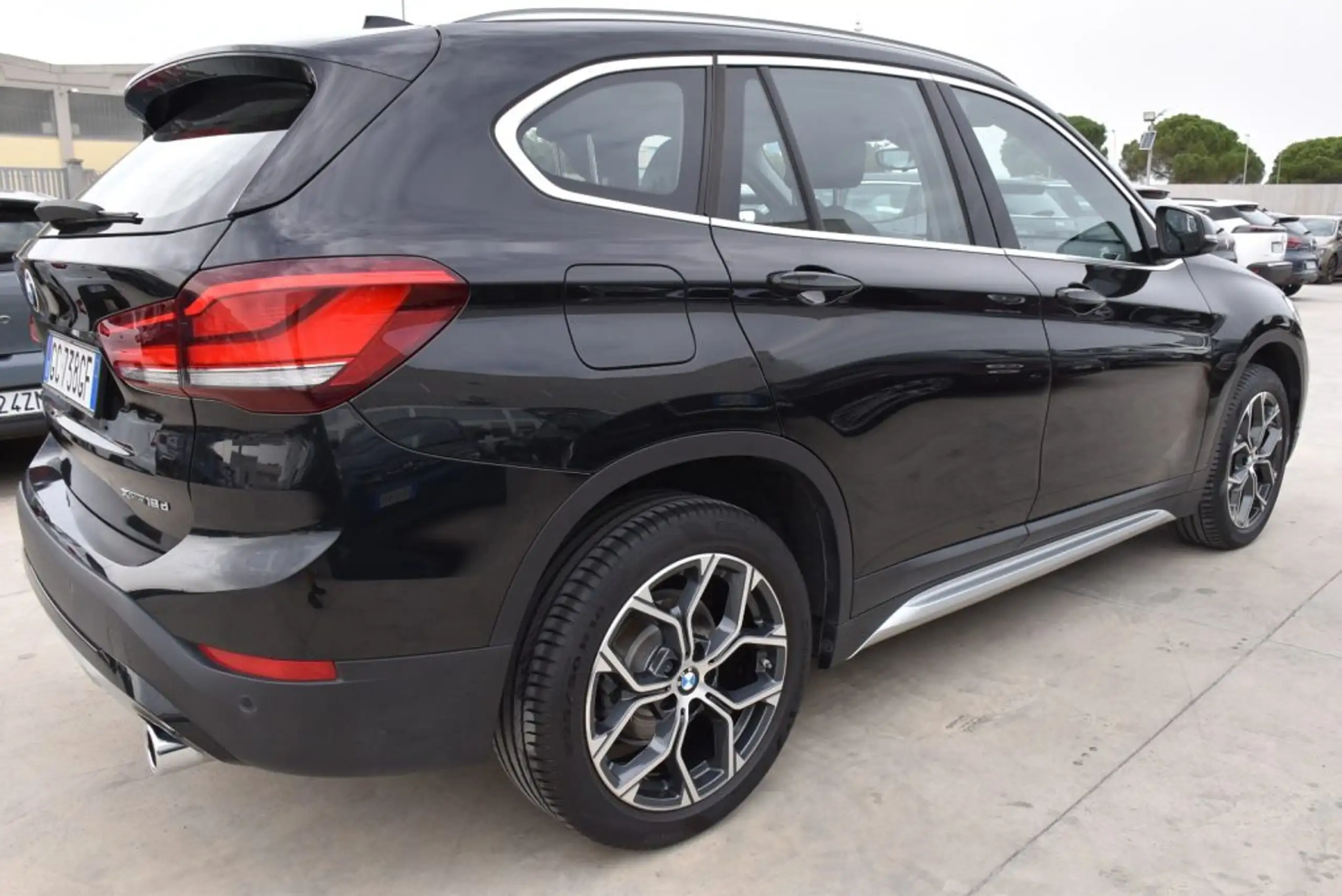 BMW - X1