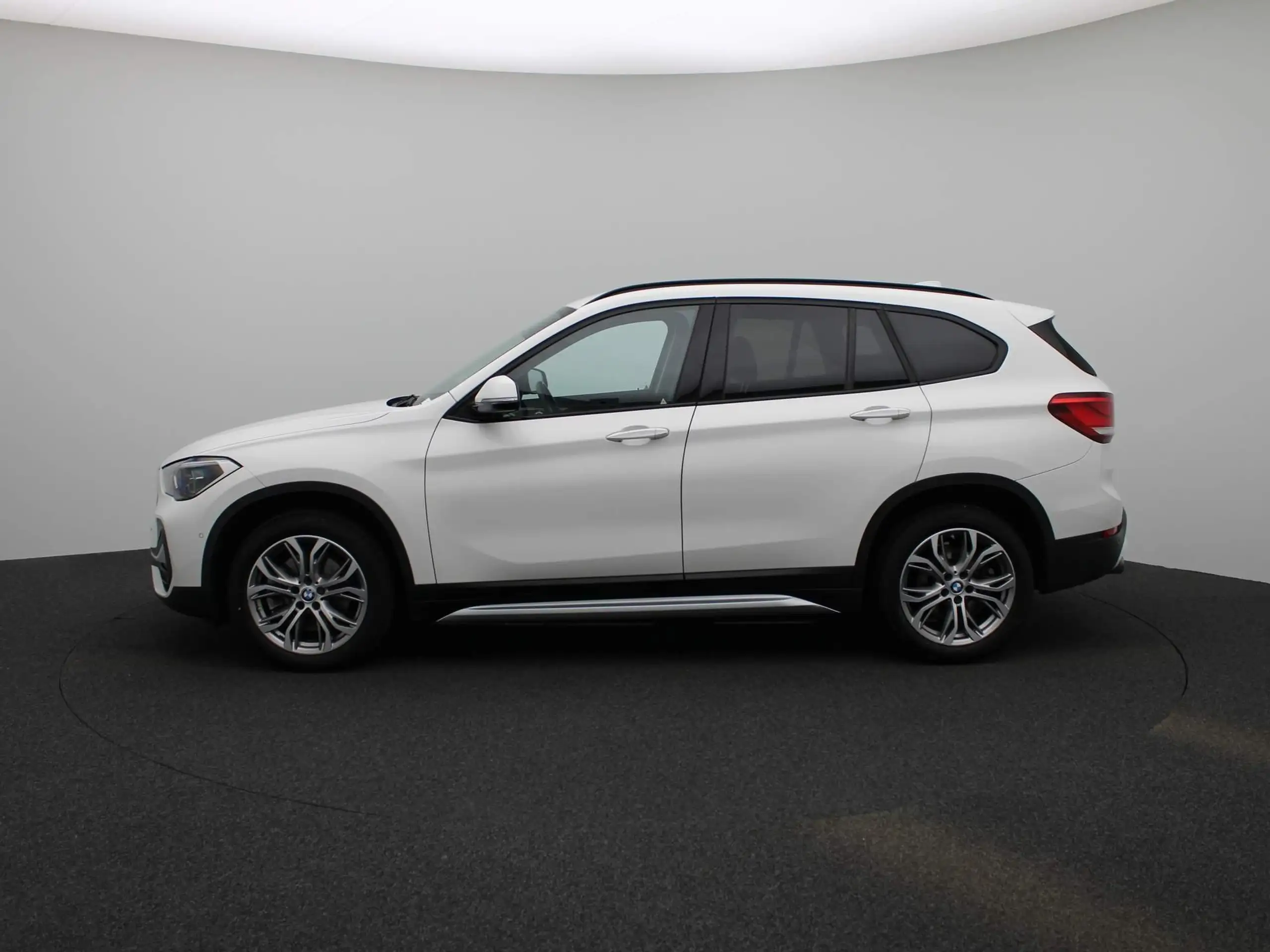 BMW - X1