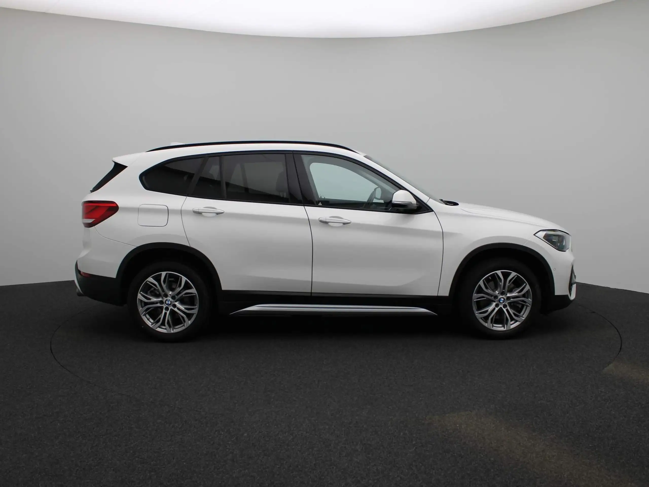 BMW - X1