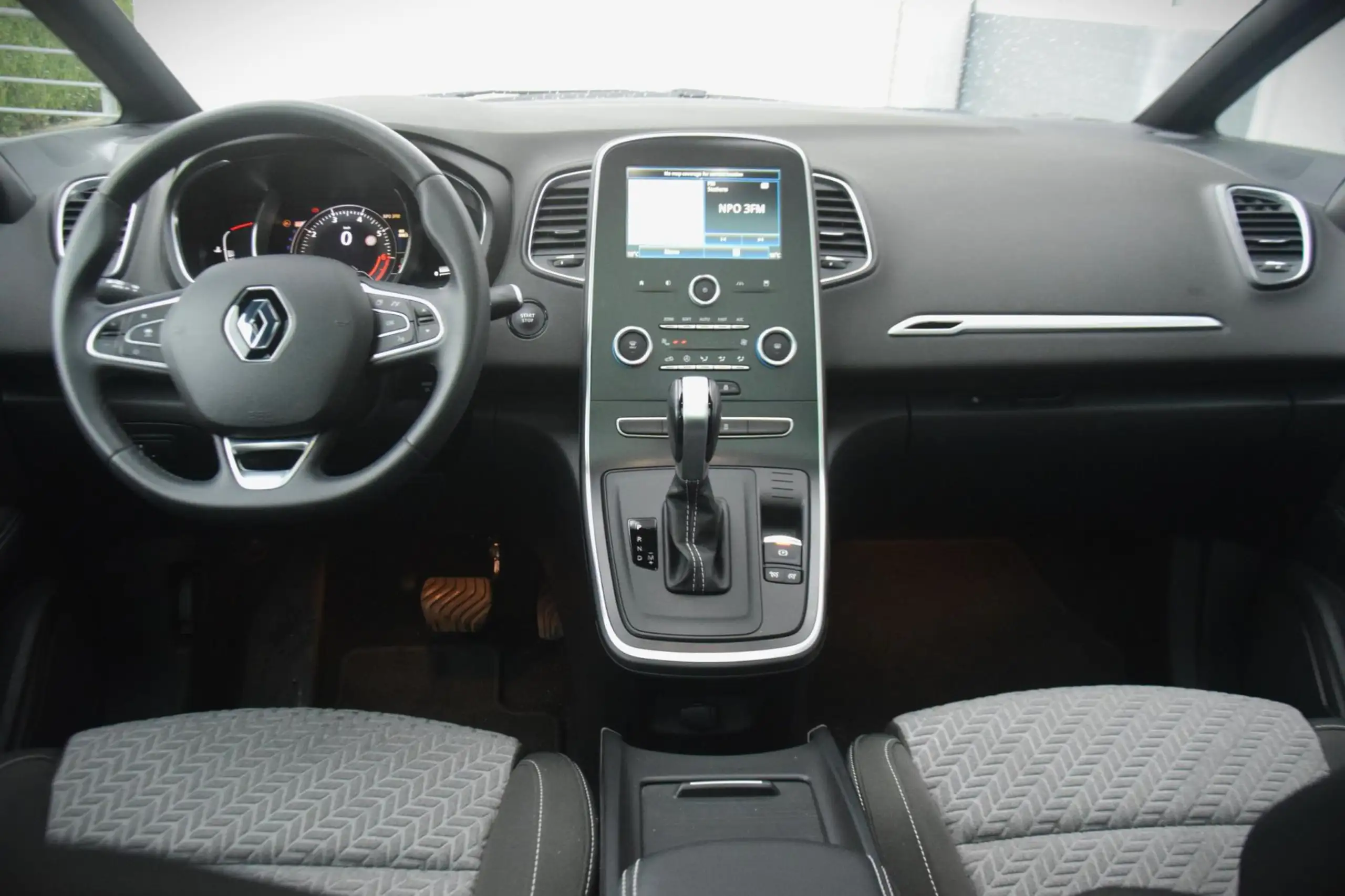 Renault - Scenic