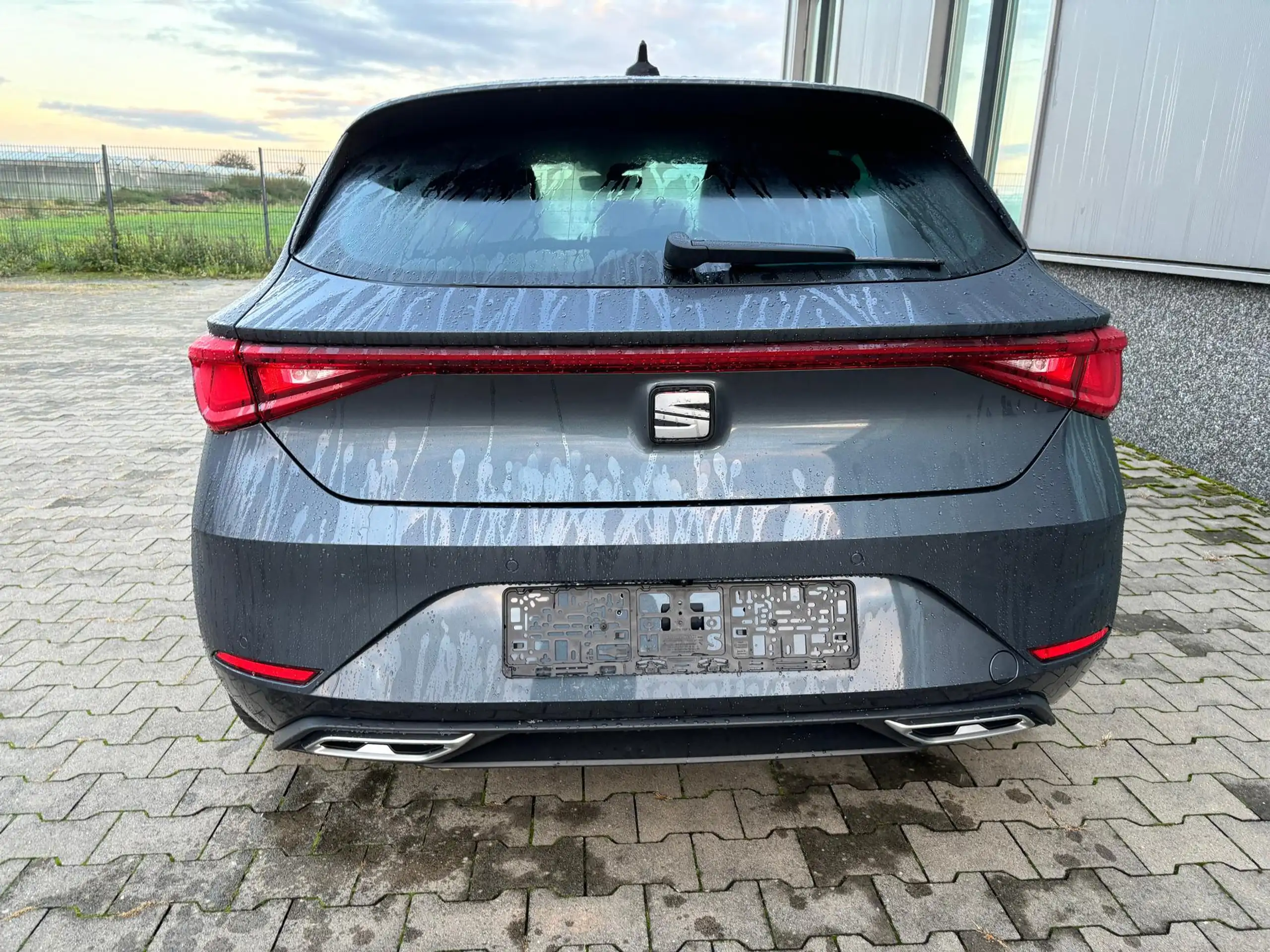 SEAT - Leon