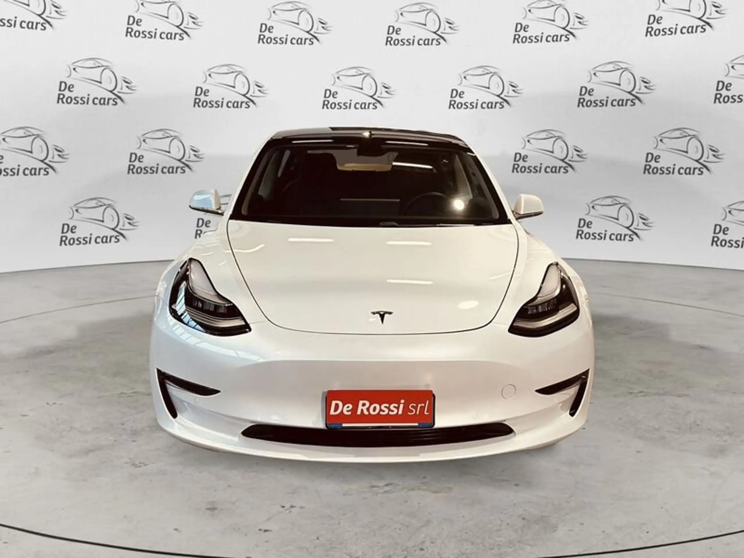 Tesla - Model 3