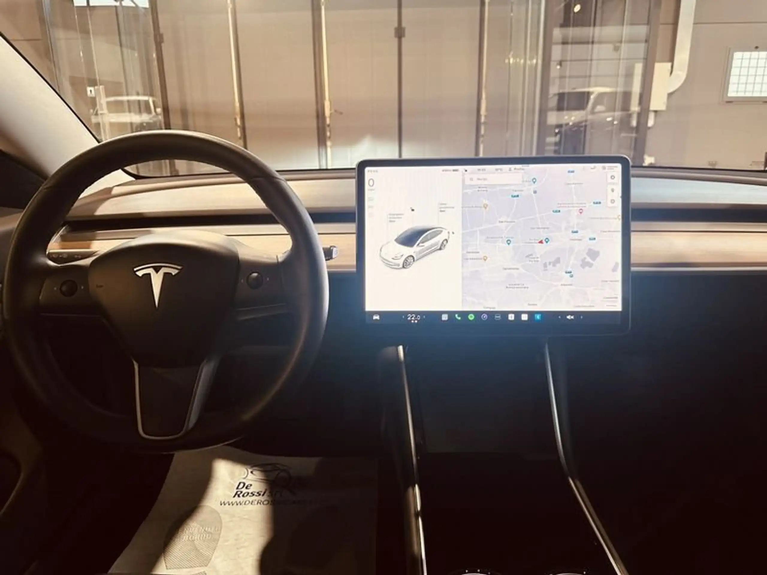 Tesla - Model 3