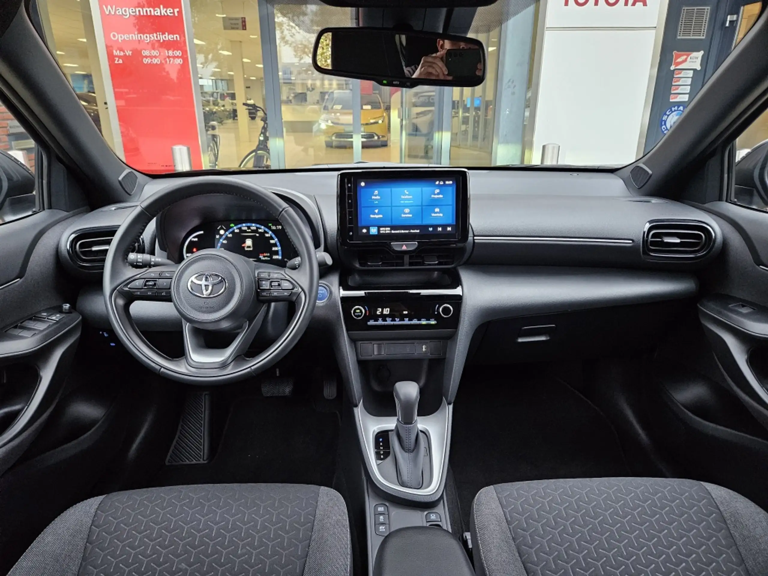 Toyota - Yaris Cross