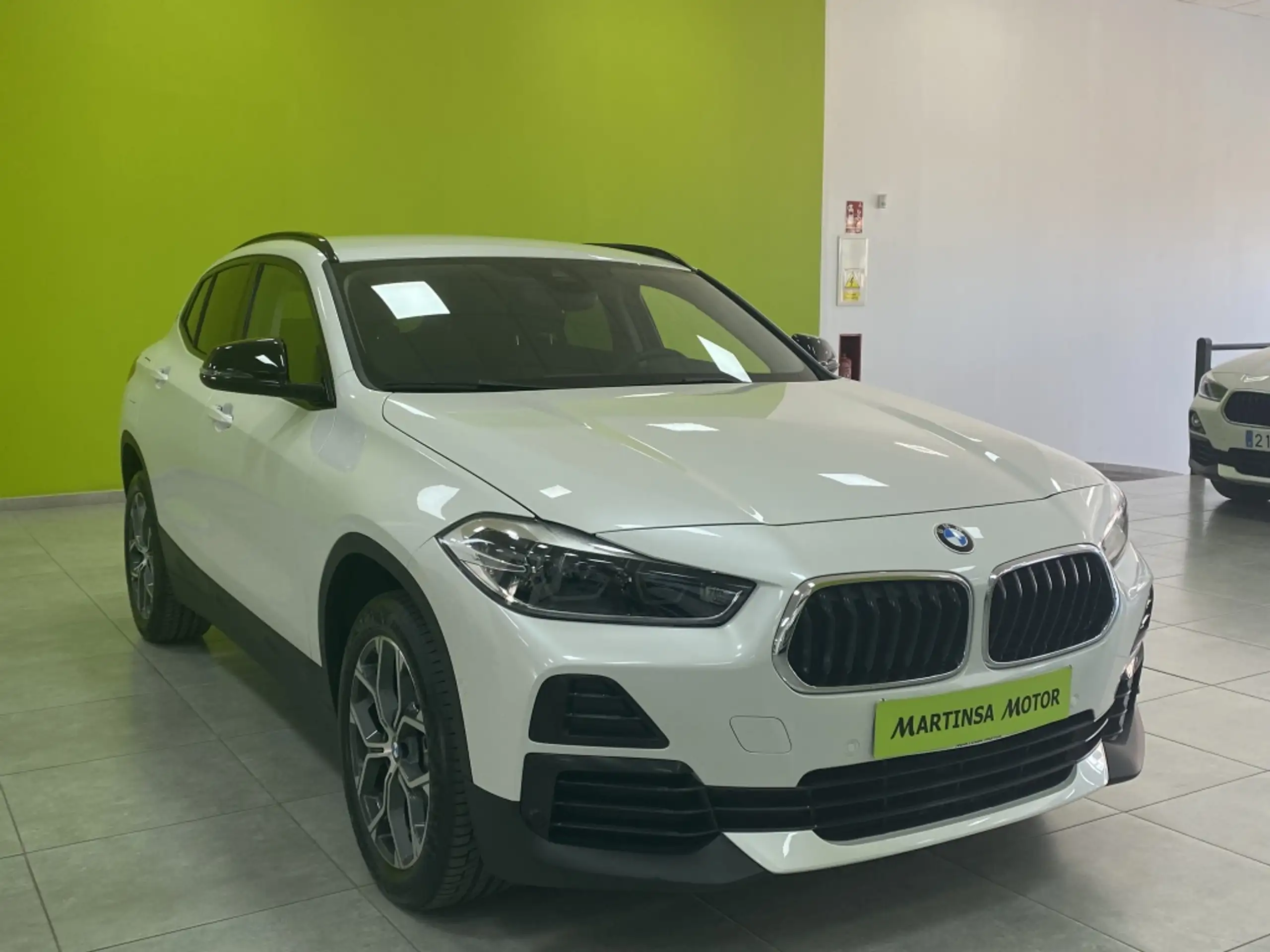 BMW - X2