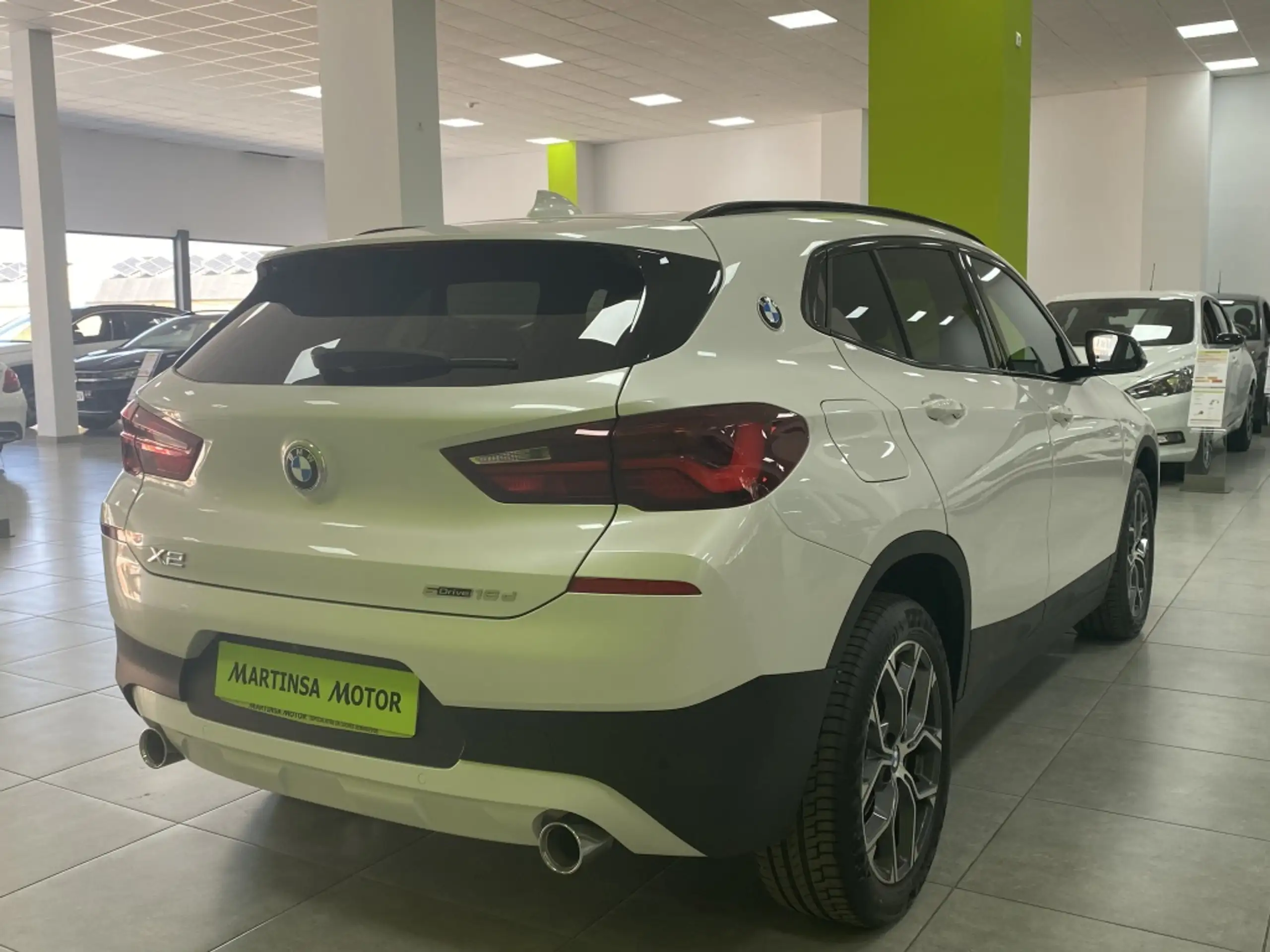 BMW - X2