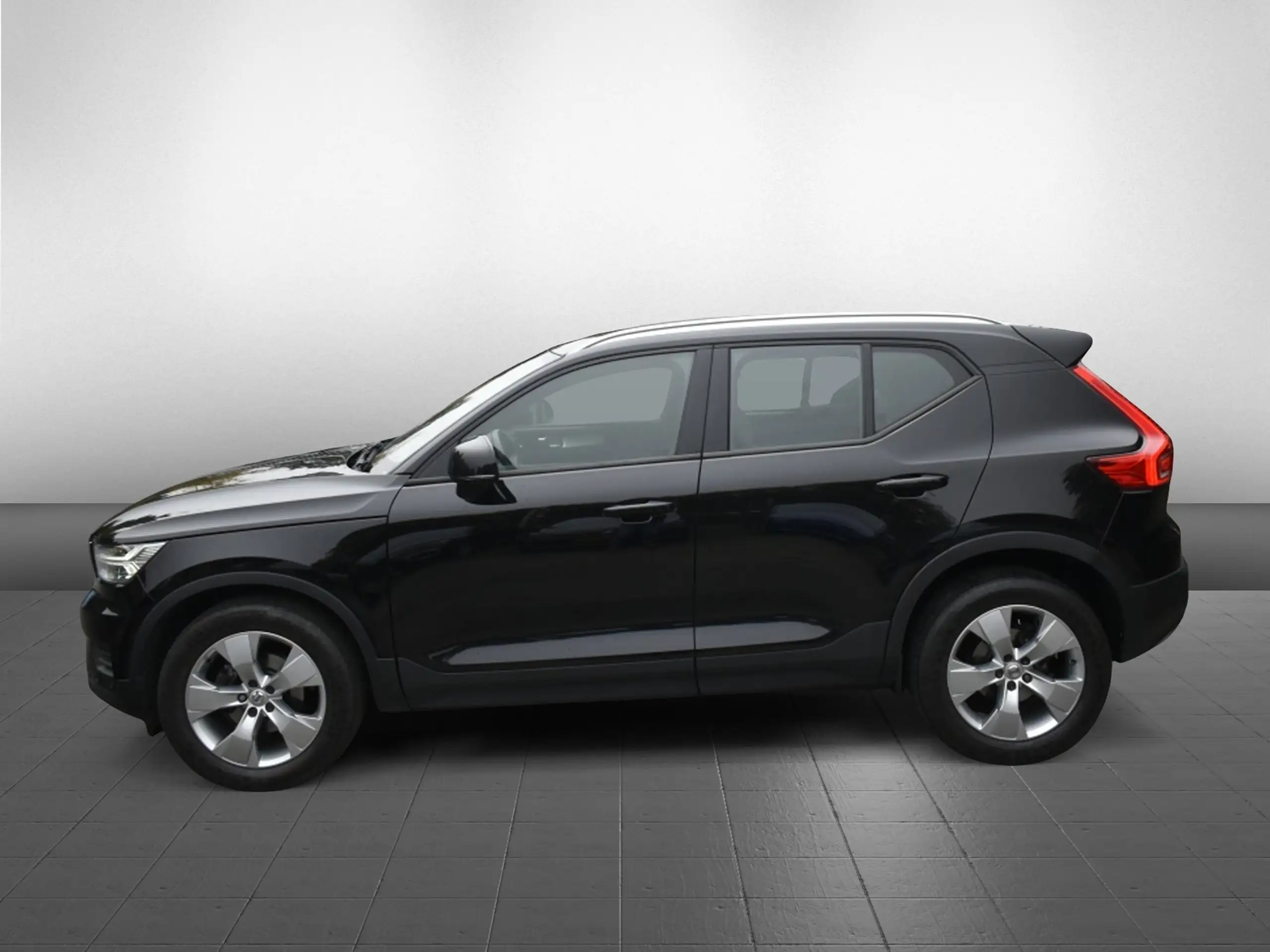 Volvo - XC40