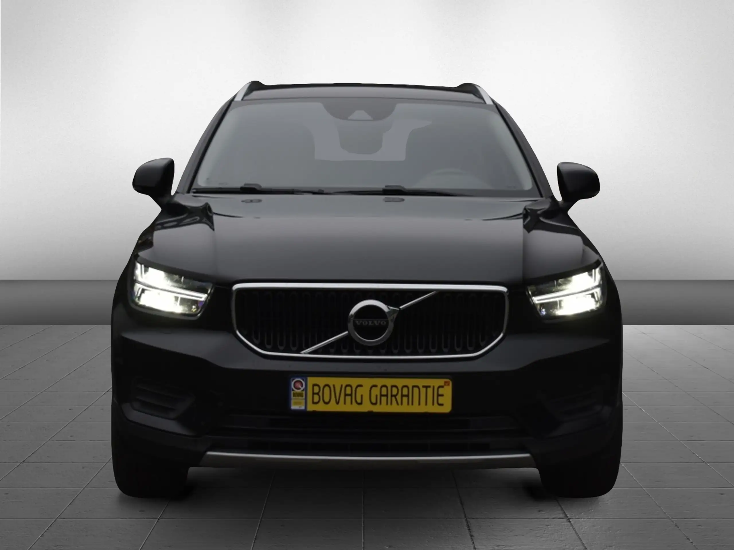 Volvo - XC40