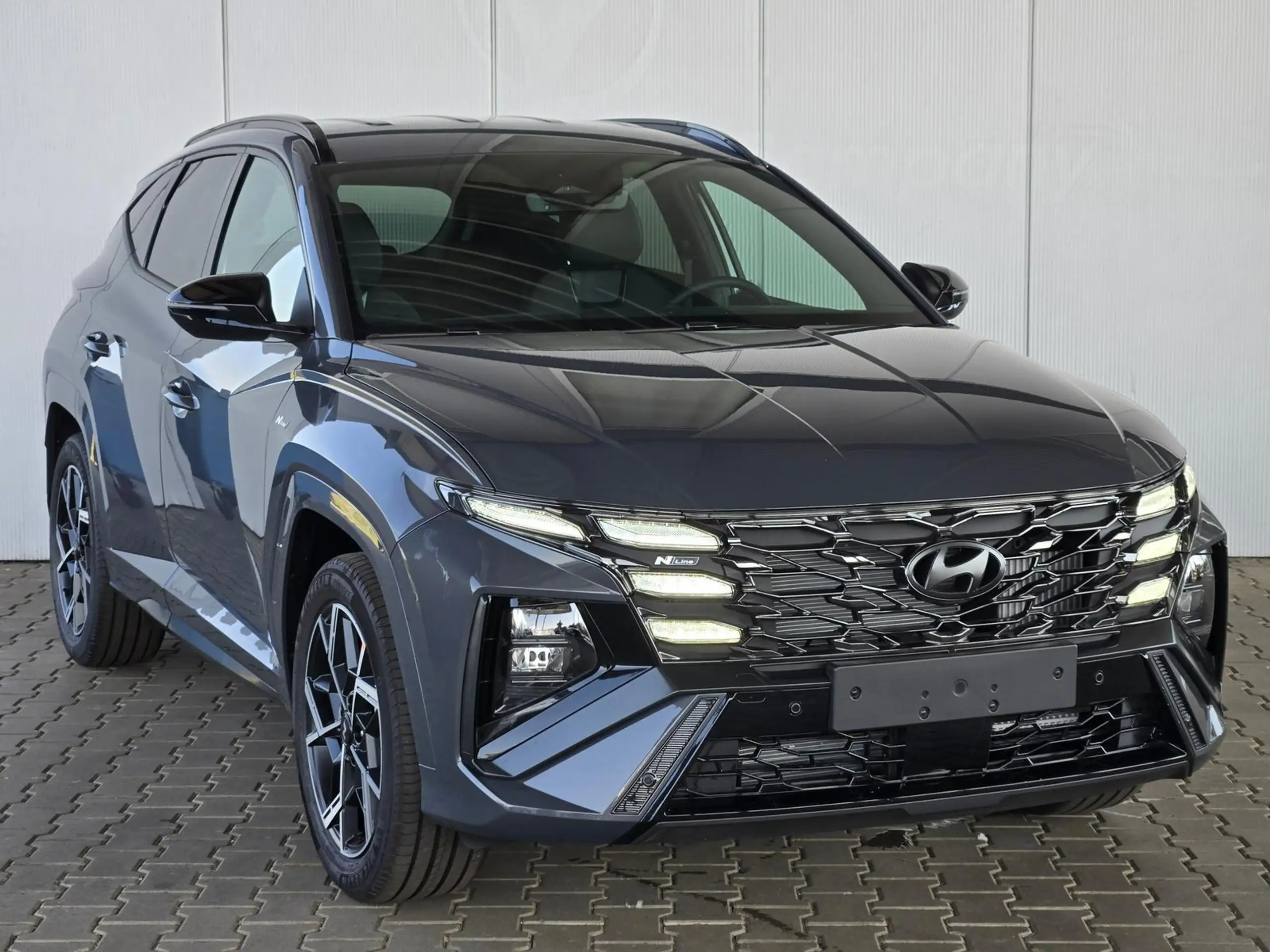 Hyundai - TUCSON