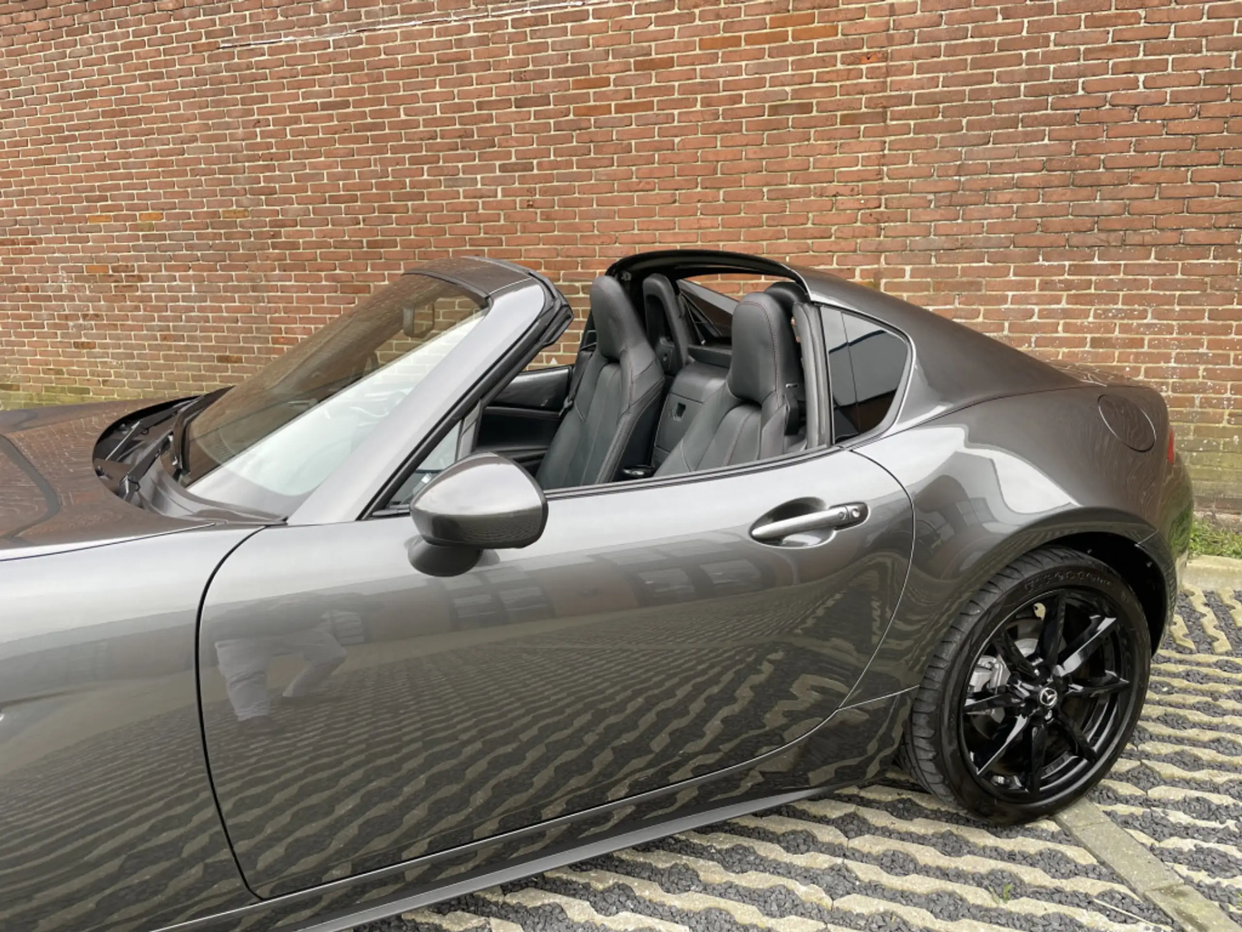 Mazda - MX-5