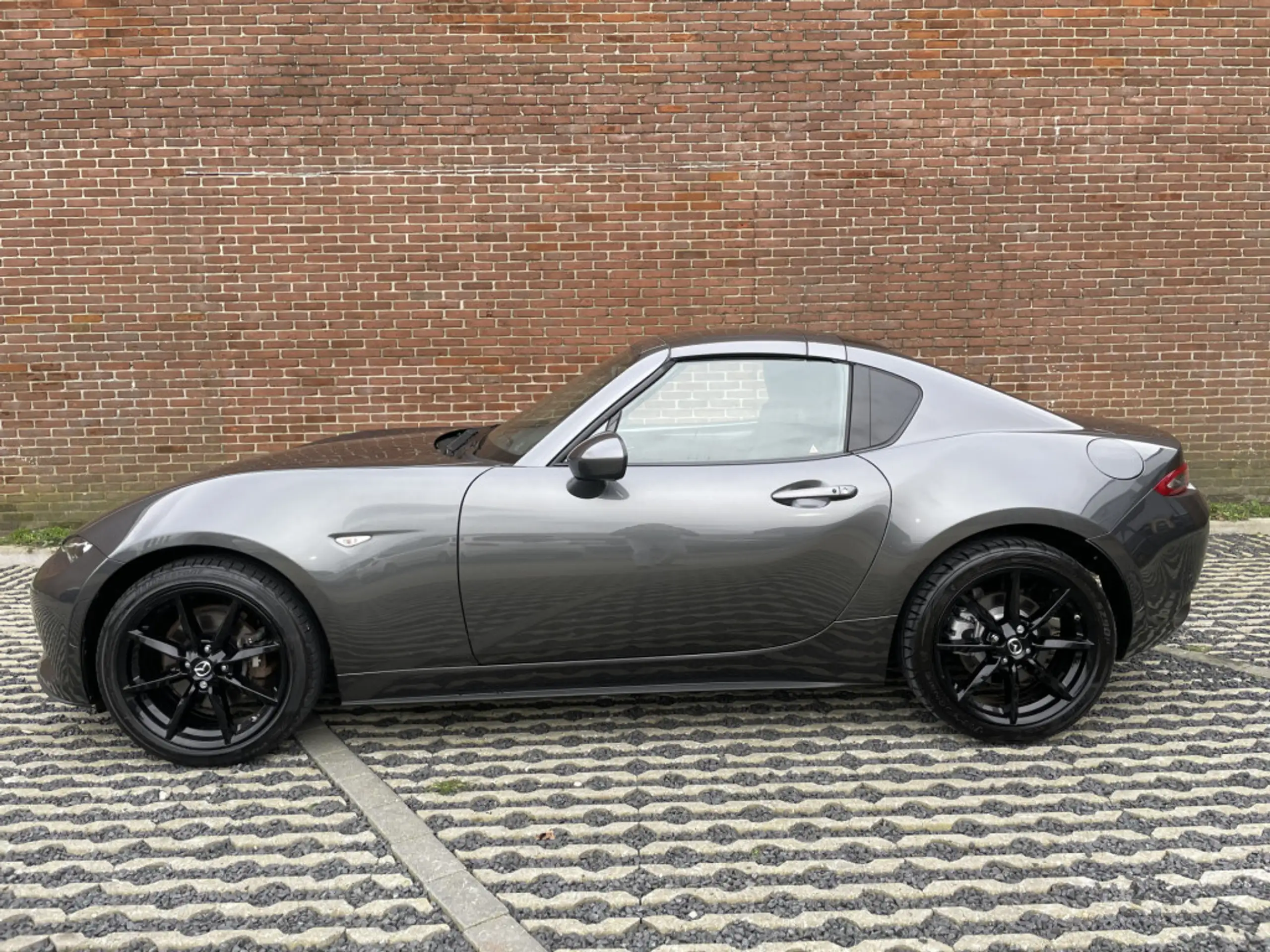 Mazda - MX-5