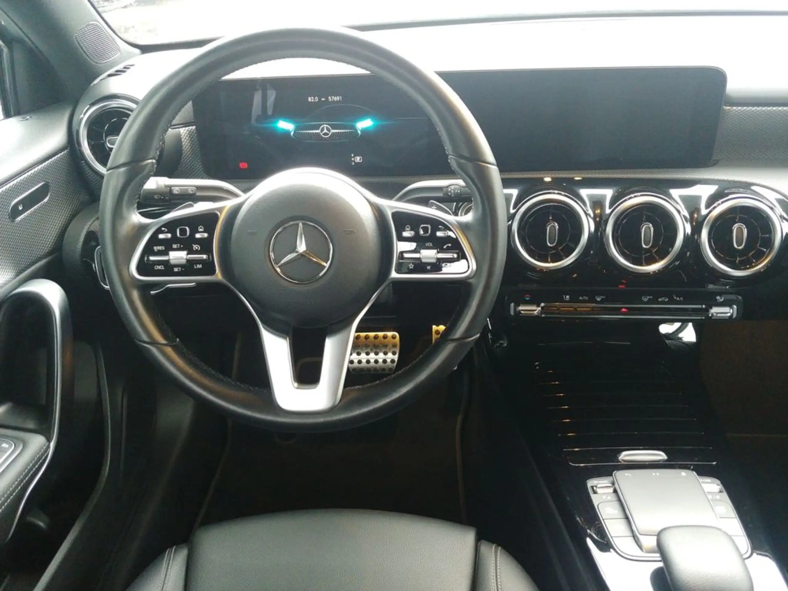 Mercedes-Benz - A 200