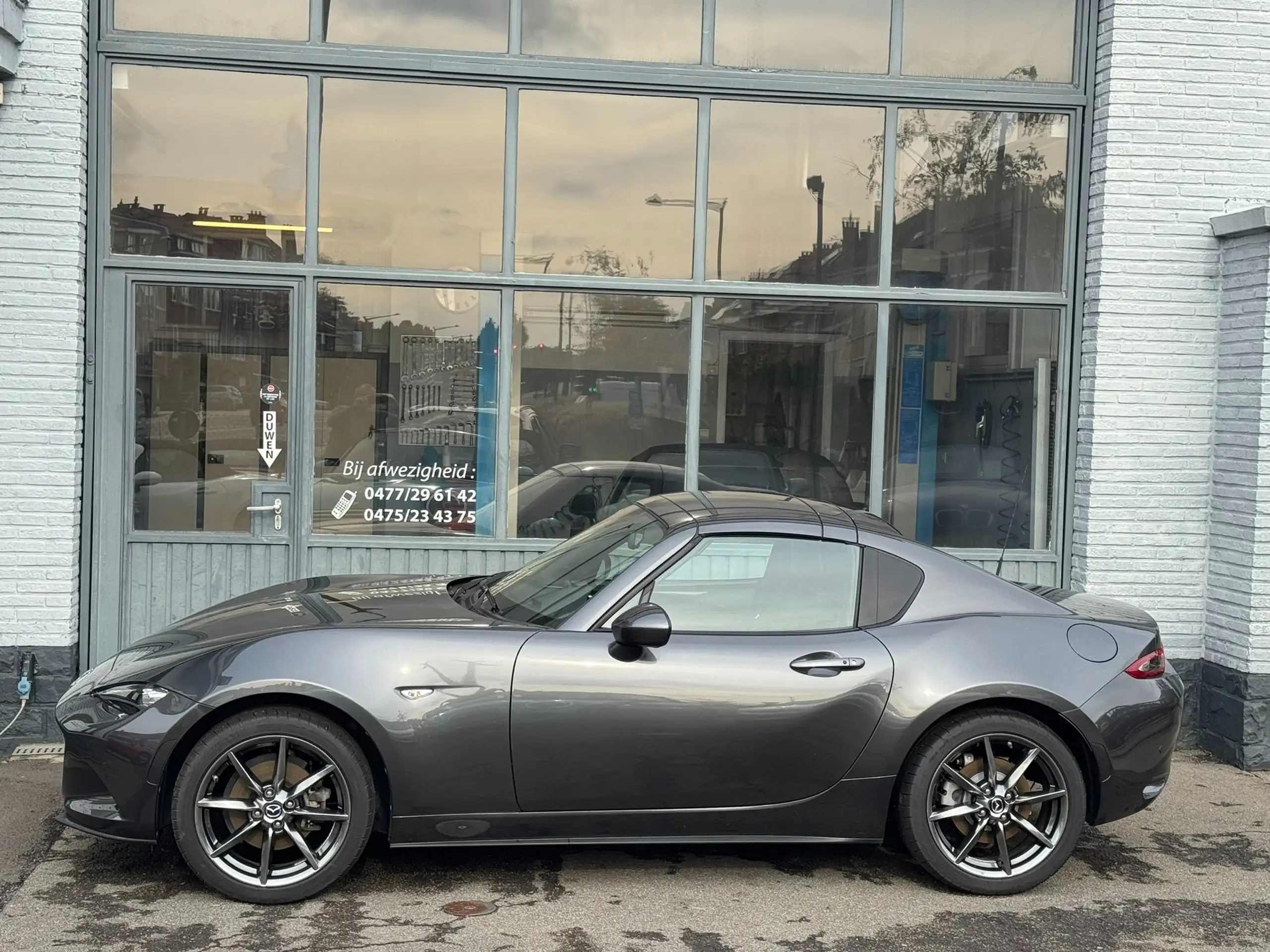 Mazda - MX-5