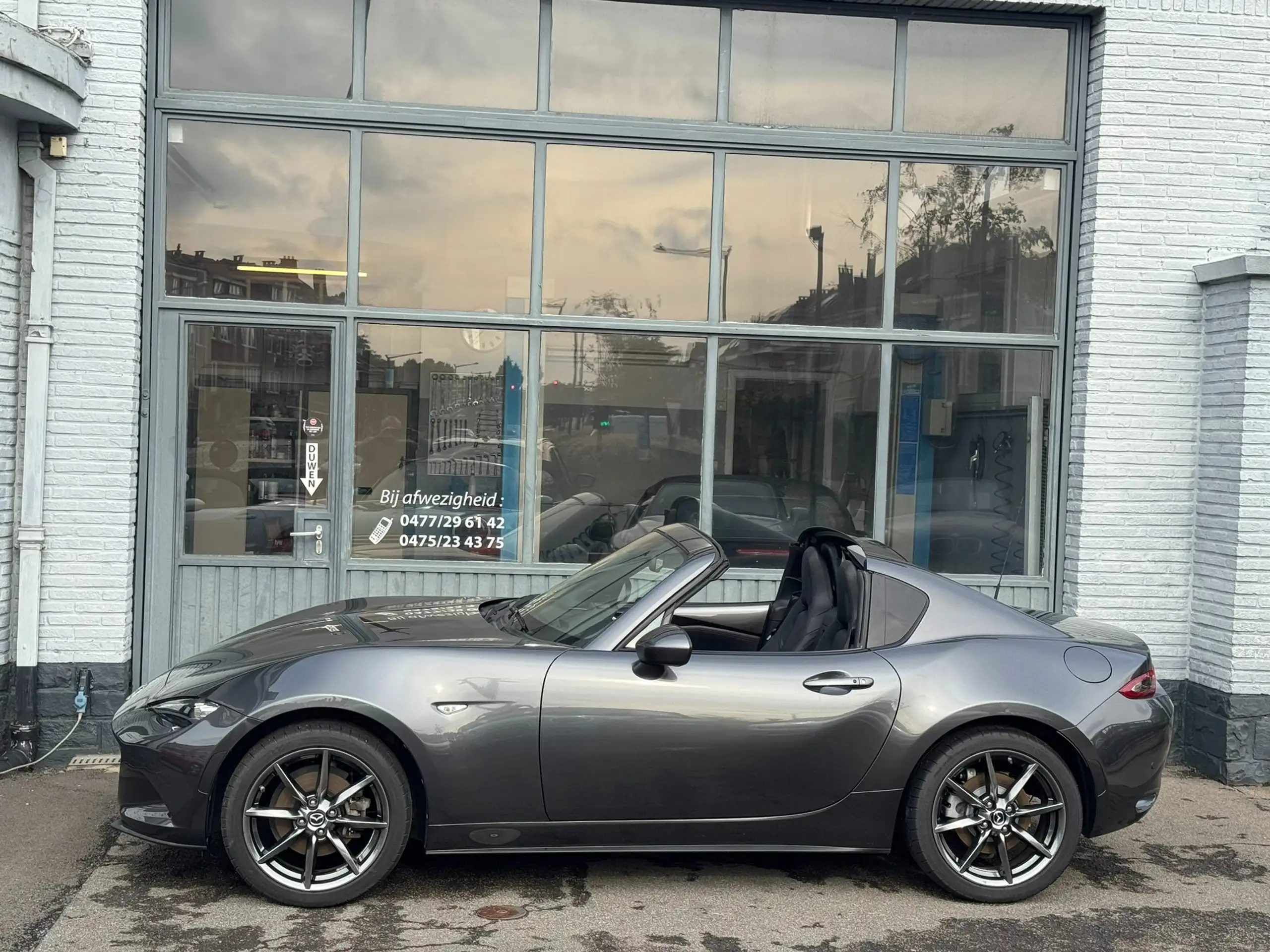 Mazda - MX-5