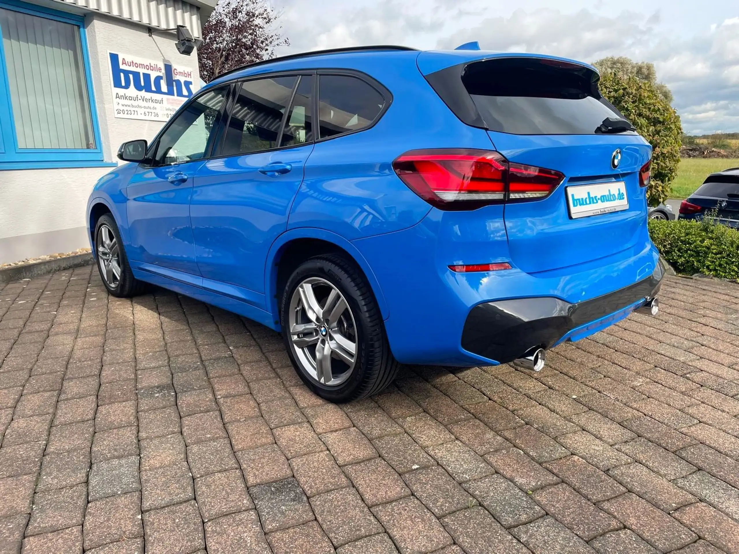 BMW - X1