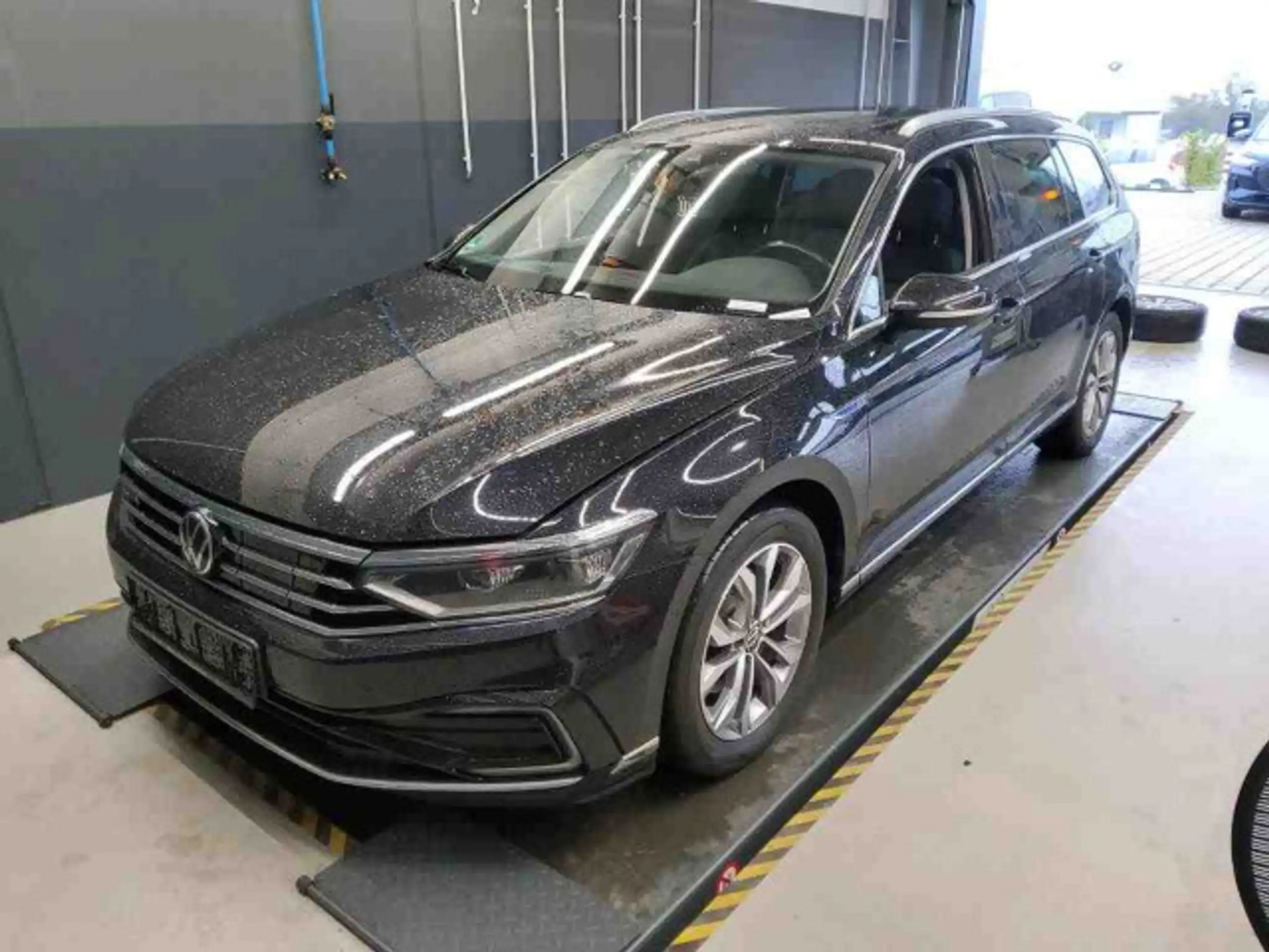 Volkswagen - Passat Variant